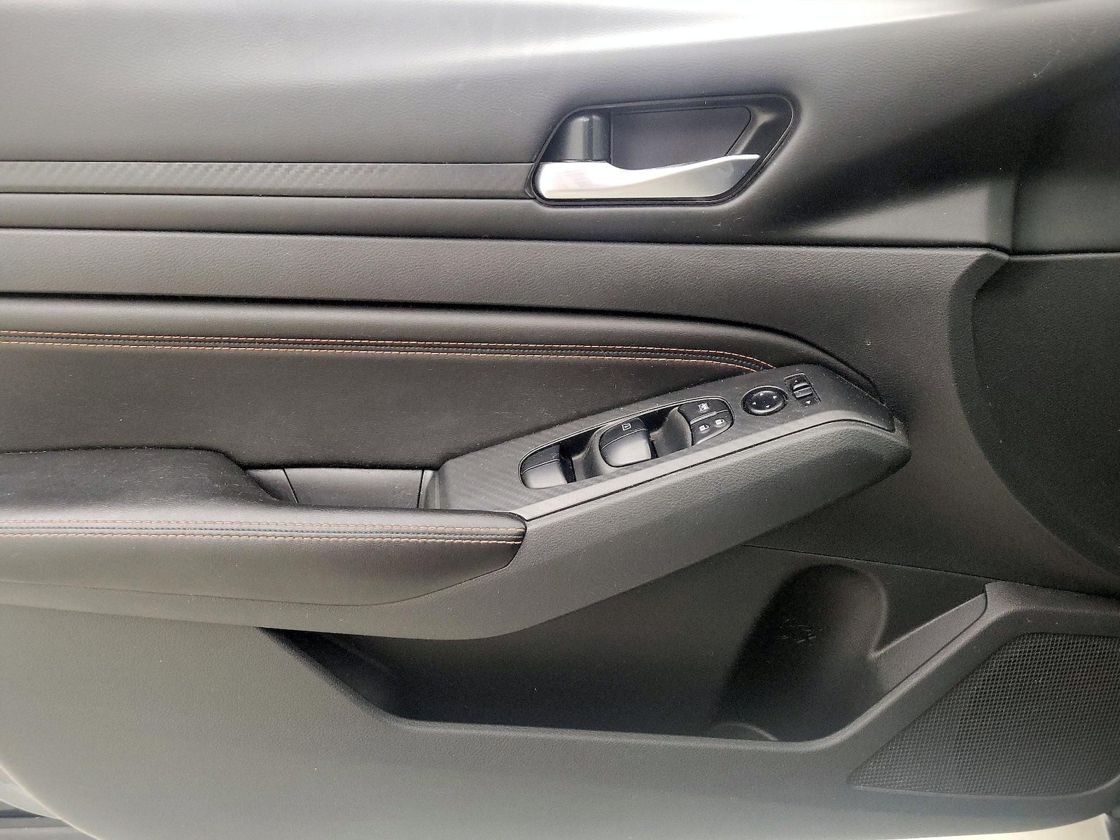 2022 Nissan Altima SR - Photo 13
