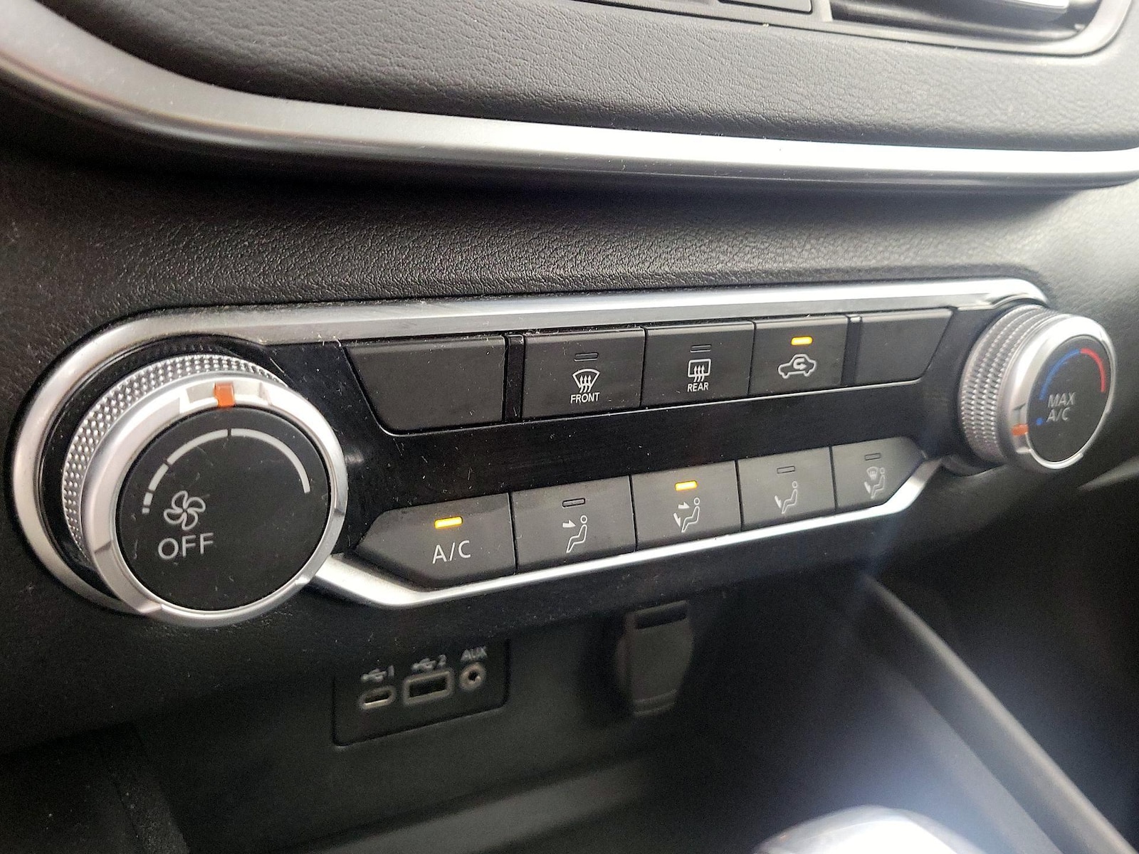 2022 Nissan Altima SR - Photo 17