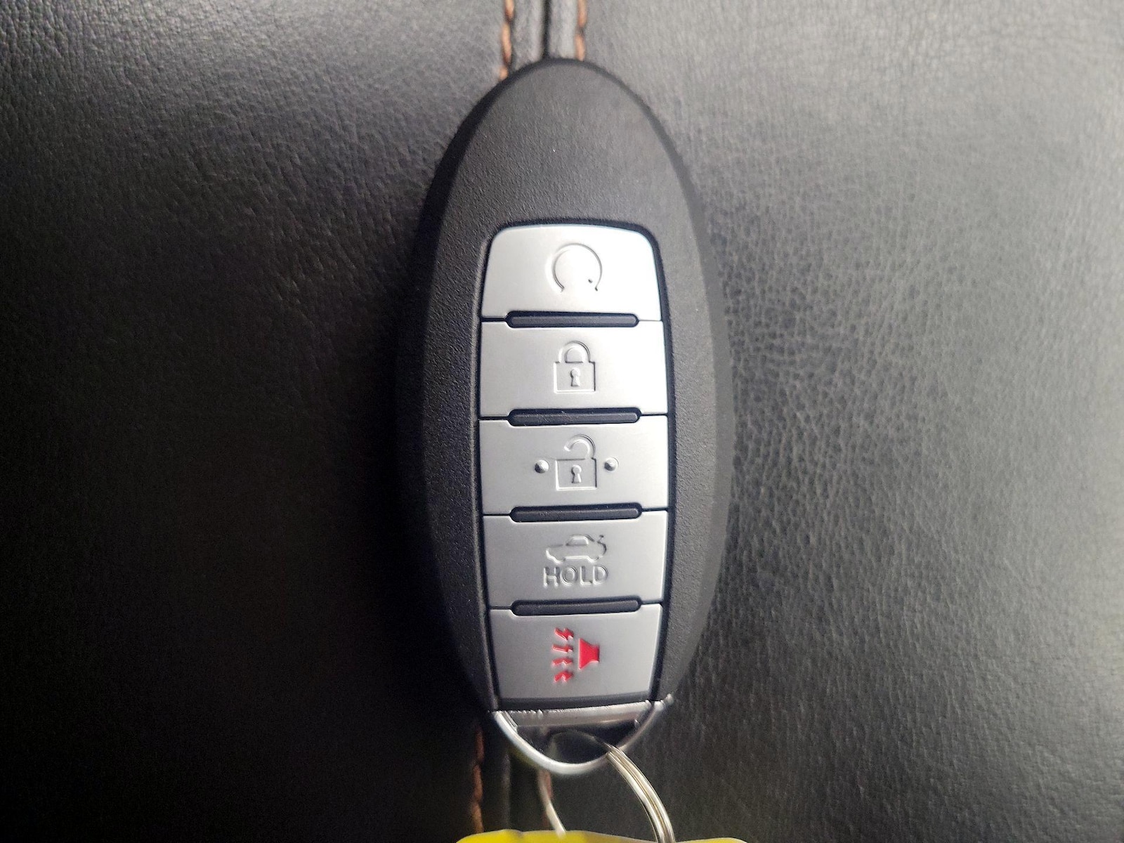 2022 Nissan Altima SR - Photo 24