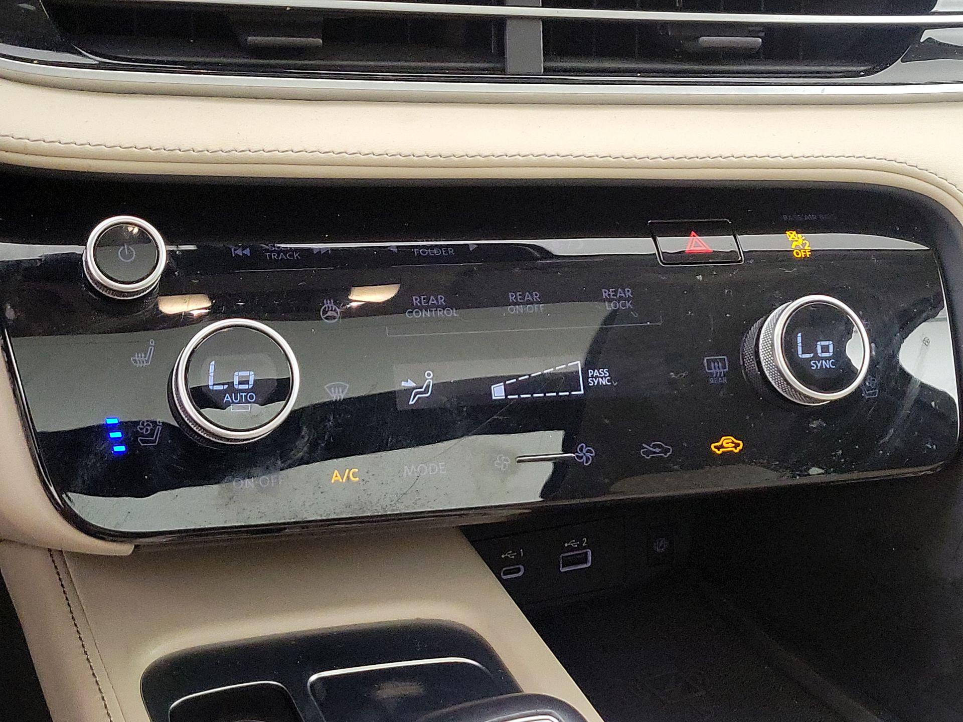 Thumbnail: 2023 INFINITI QX60 - 17
