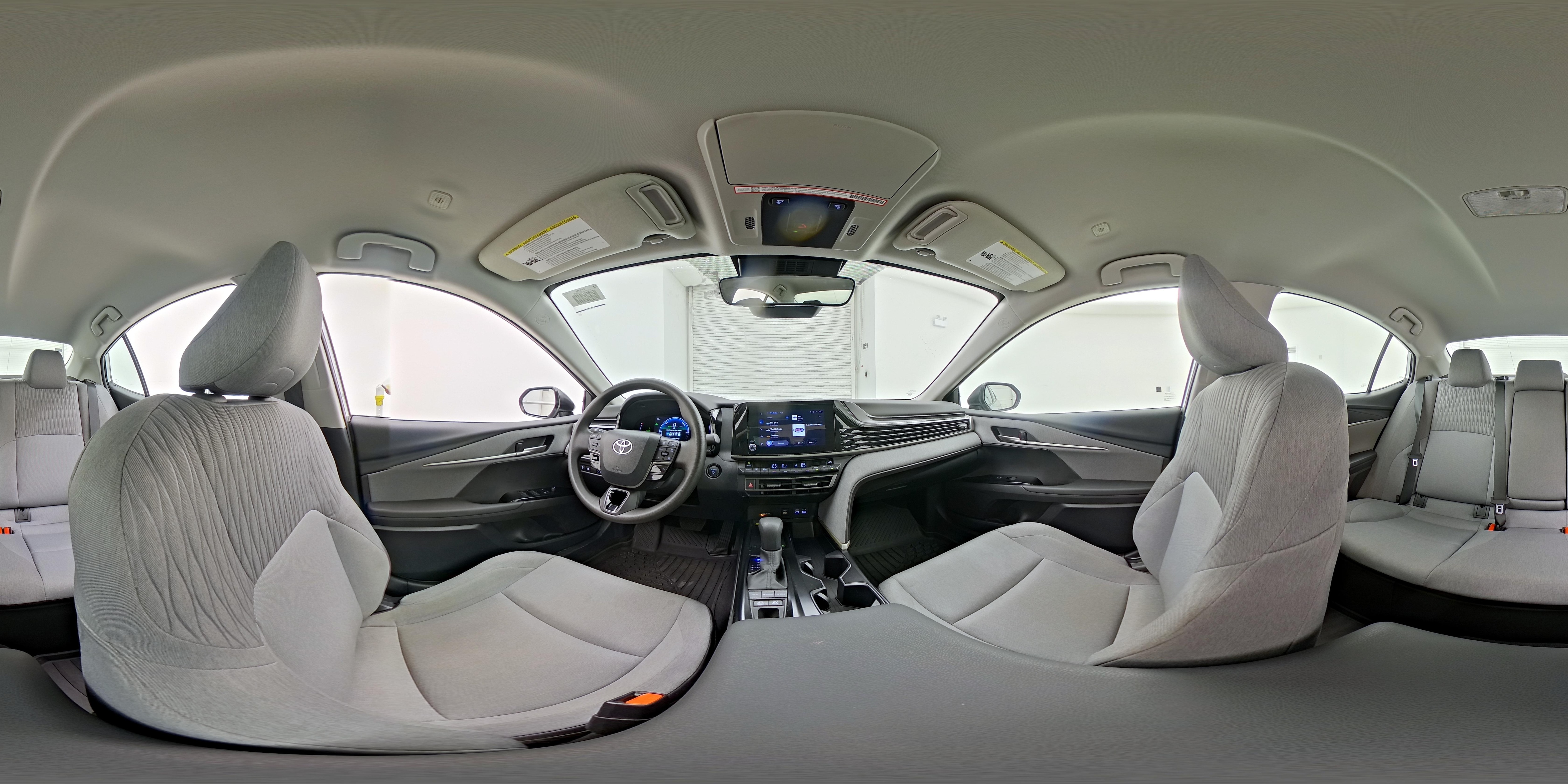 2025 Toyota Camry LE - Photo 25