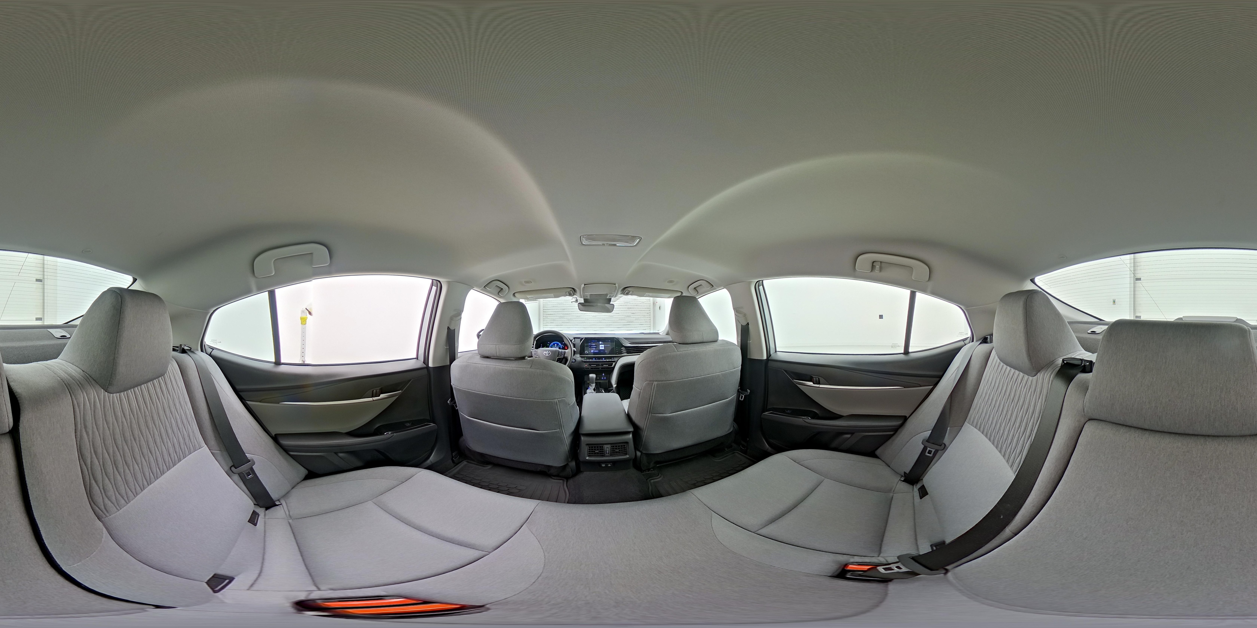 2025 Toyota Camry LE - Photo 26