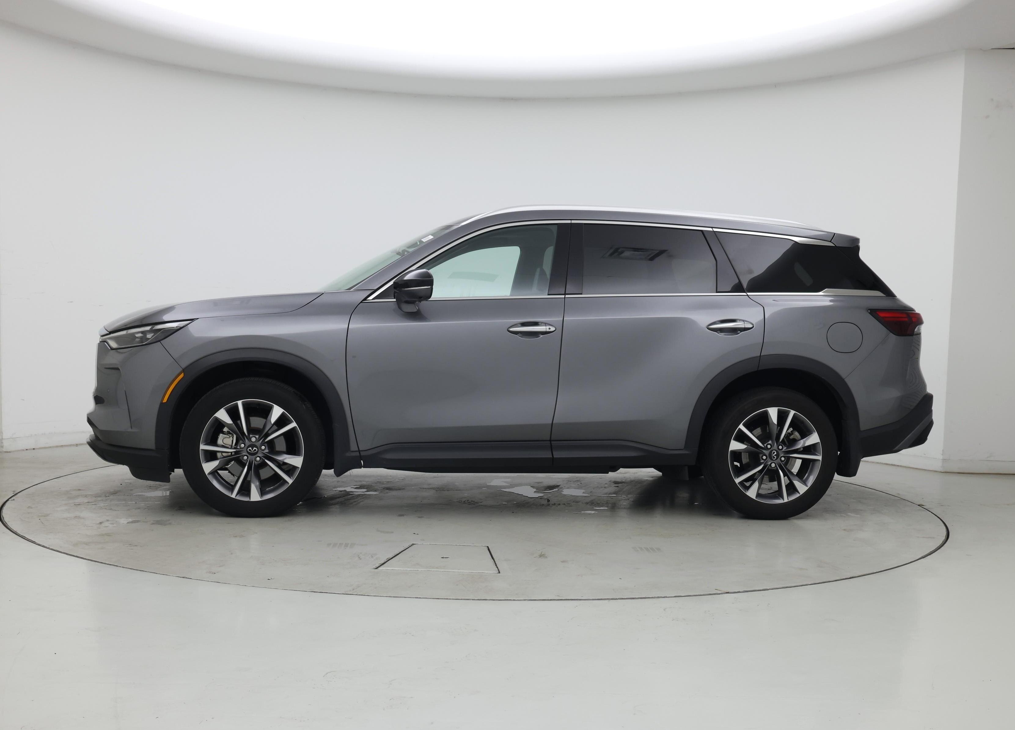 Thumbnail: 2023 INFINITI QX60 - 3