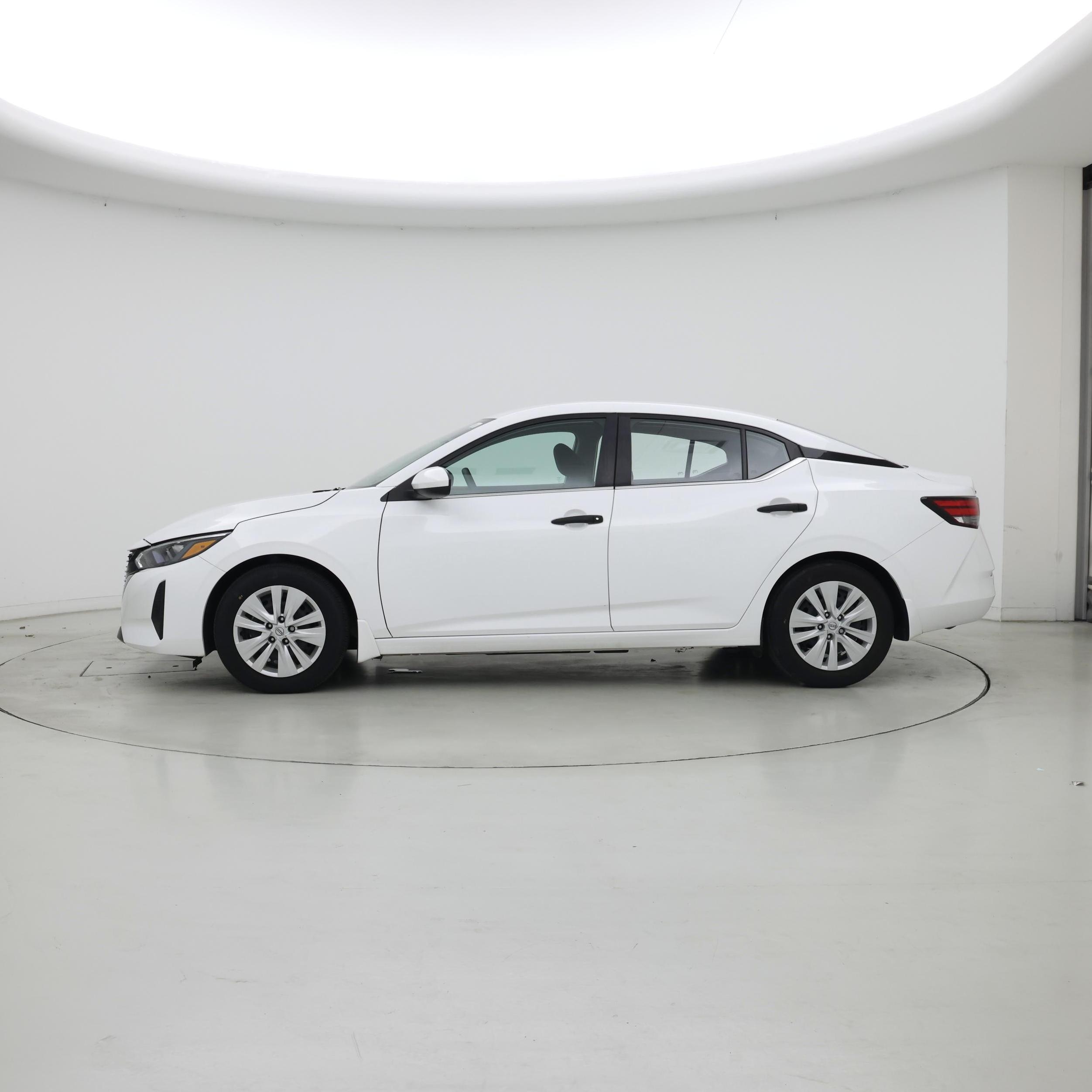 Thumbnail: 2024 Nissan Sentra - 3