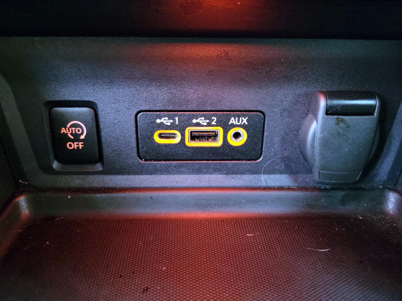 2024 Nissan Sentra SR - Photo 19