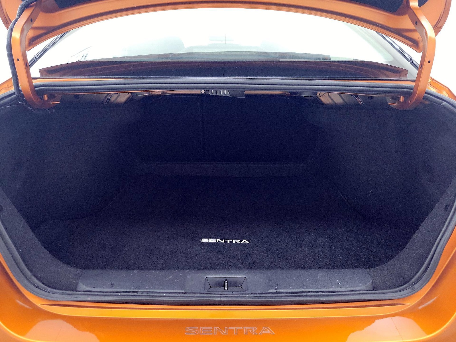 2024 Nissan Sentra SR - Photo 22