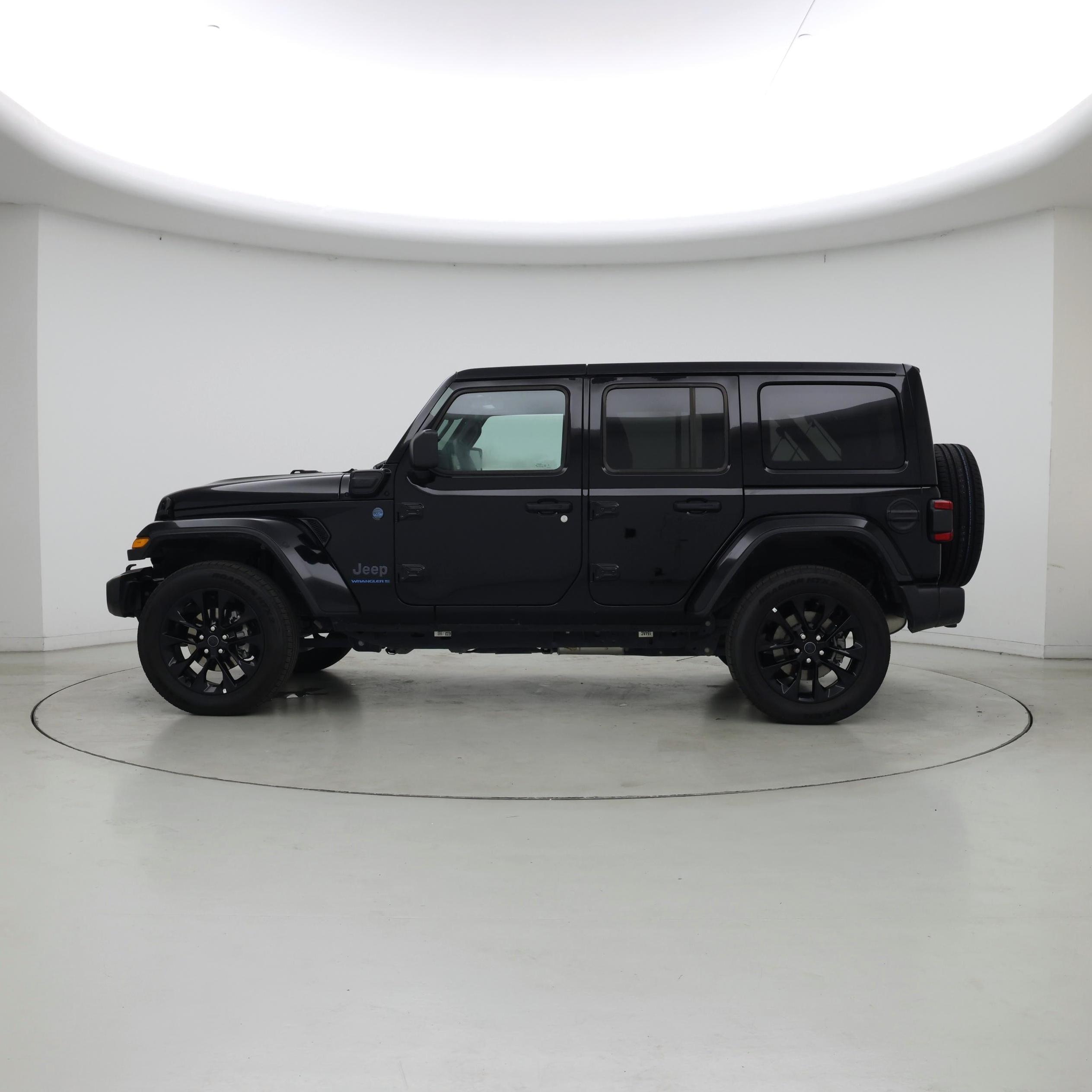 Thumbnail: 2025 Jeep Wrangler - 3