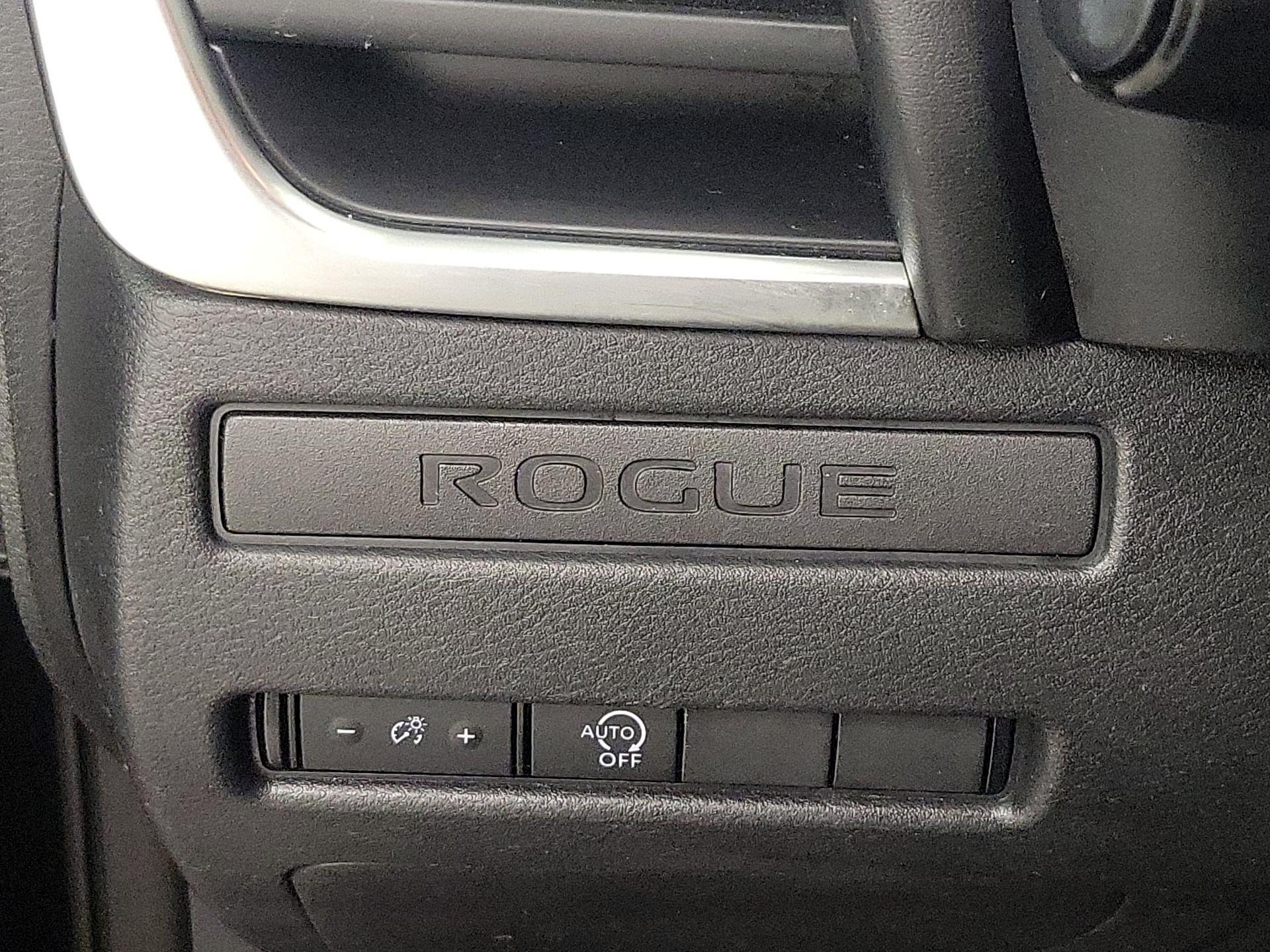 Thumbnail: 2023 Nissan Rogue - 13