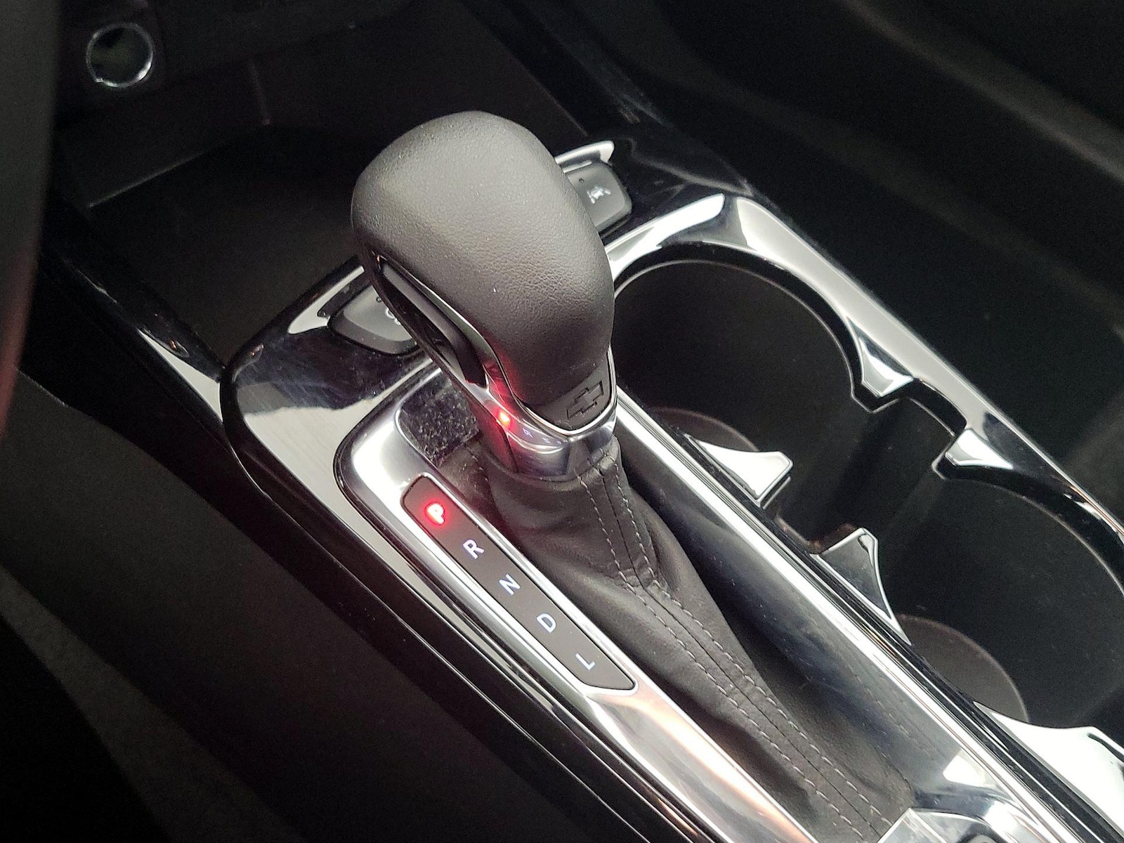 2025 Chevrolet Trax LT - Photo 18