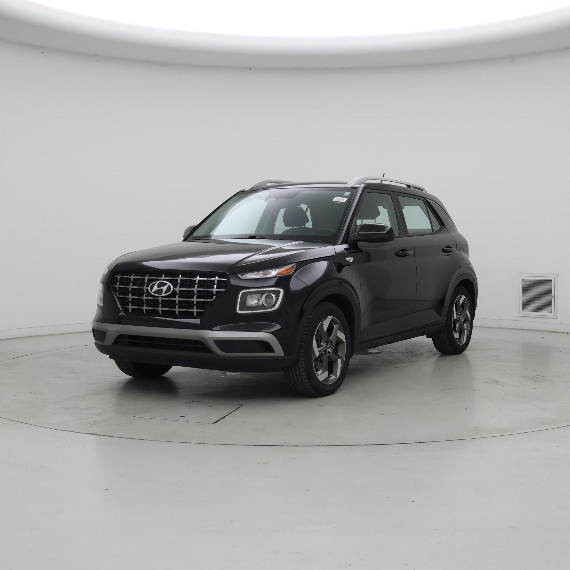 Thumbnail: 2023 Hyundai Venue - 4