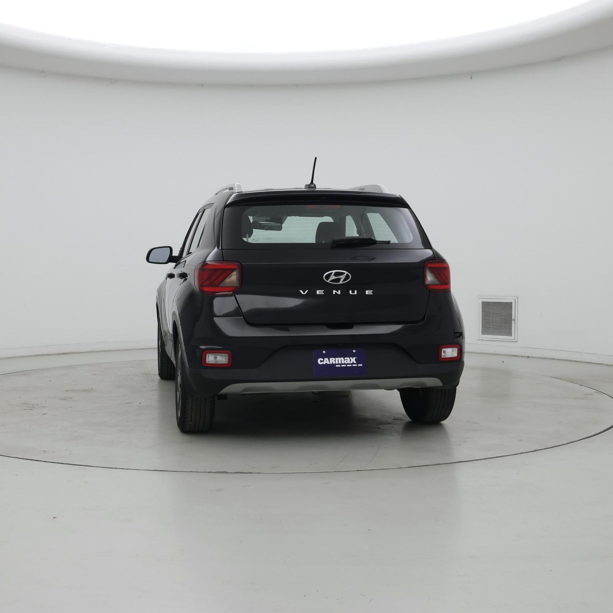 Thumbnail: 2023 Hyundai Venue - 6