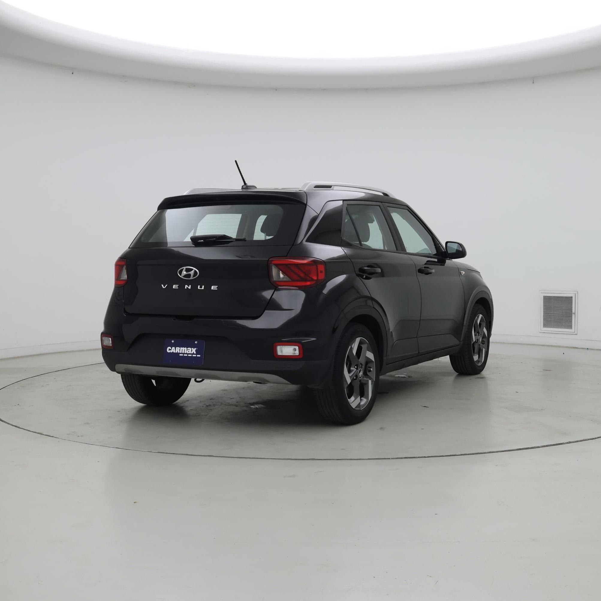 Thumbnail: 2023 Hyundai Venue - 8