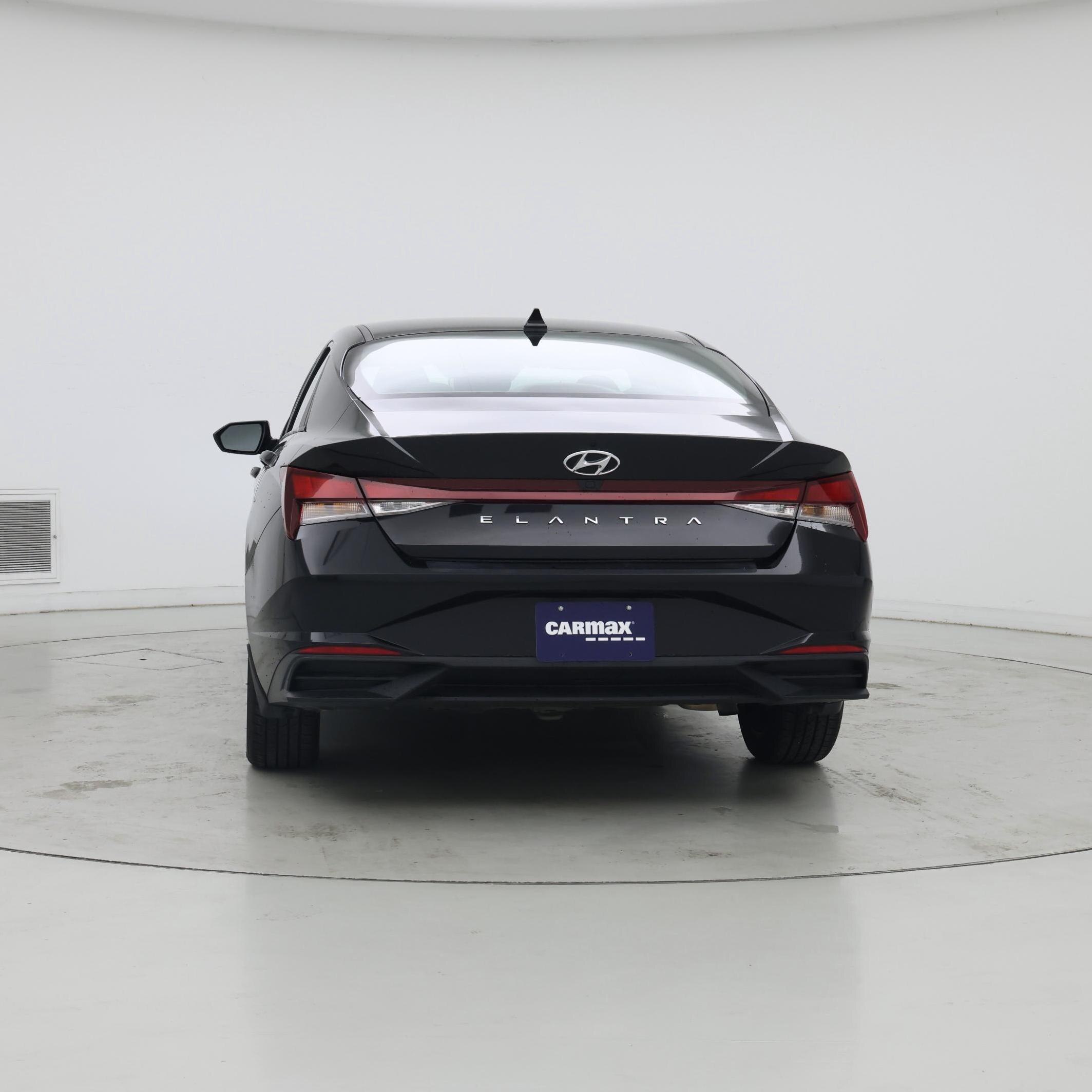 Thumbnail: 2023 Hyundai Elantra - 6
