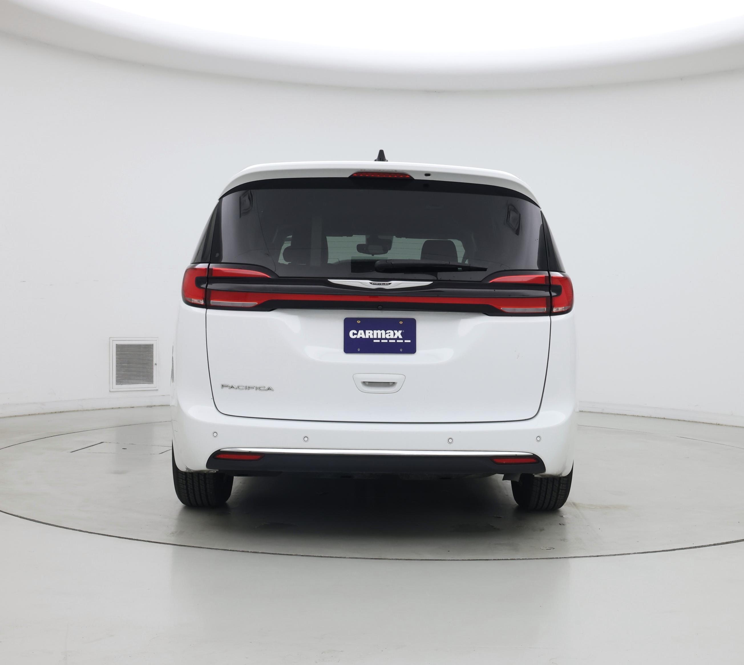 Thumbnail: 2024 Chrysler Pacifica - 6