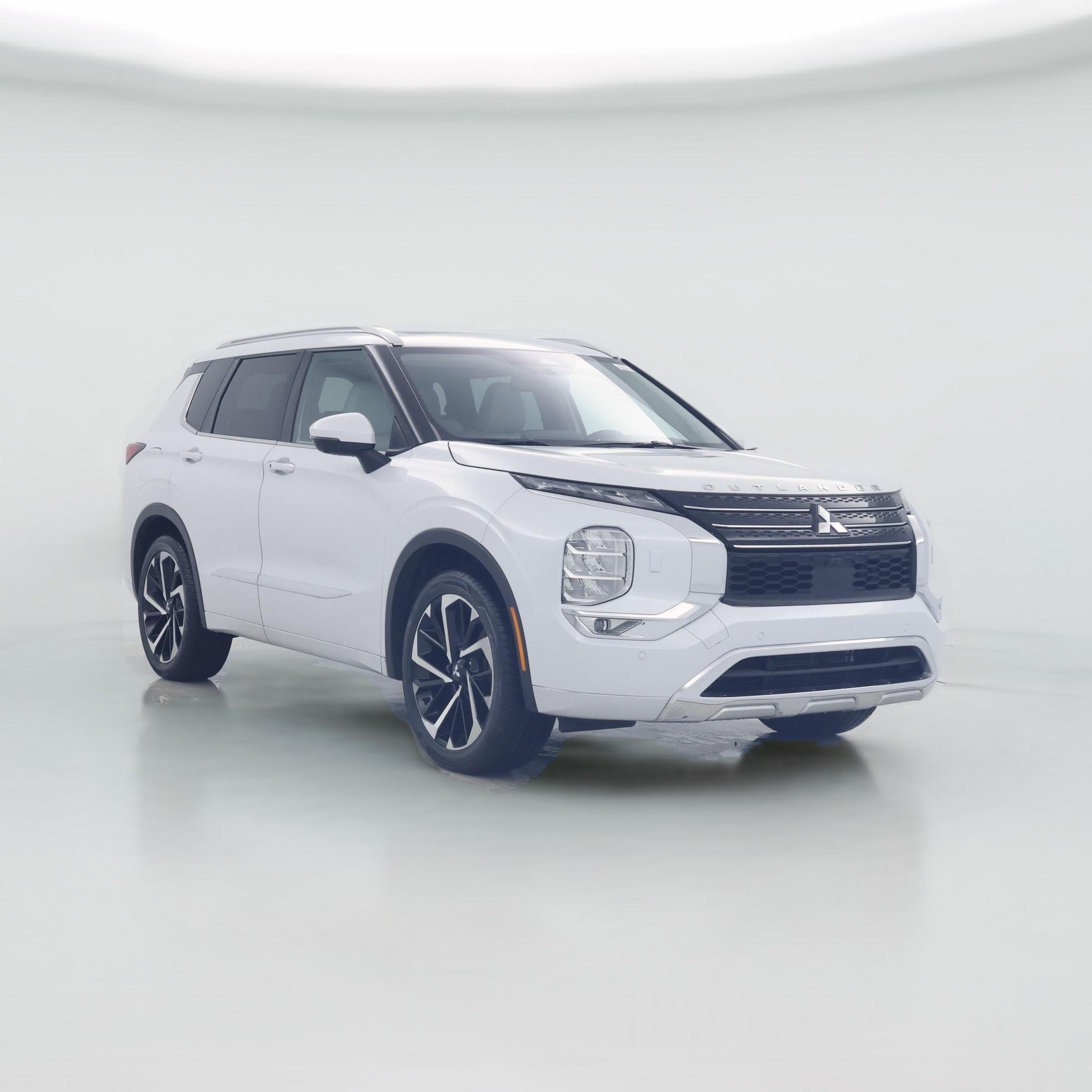 Thumbnail: 2023 Mitsubishi Outlander - 1