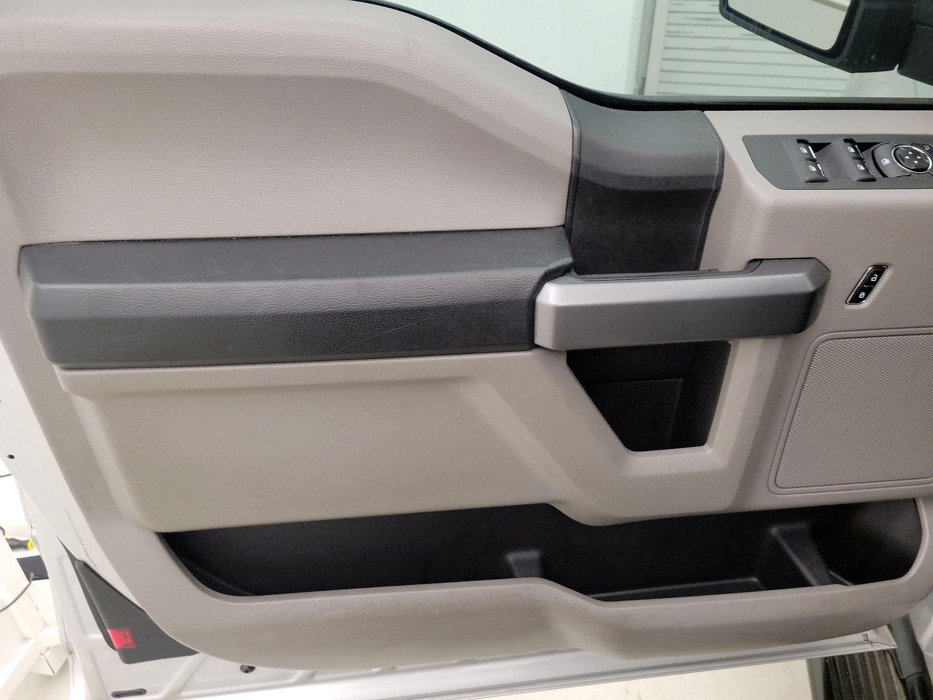 Thumbnail: 2015 Ford F-150 - 12
