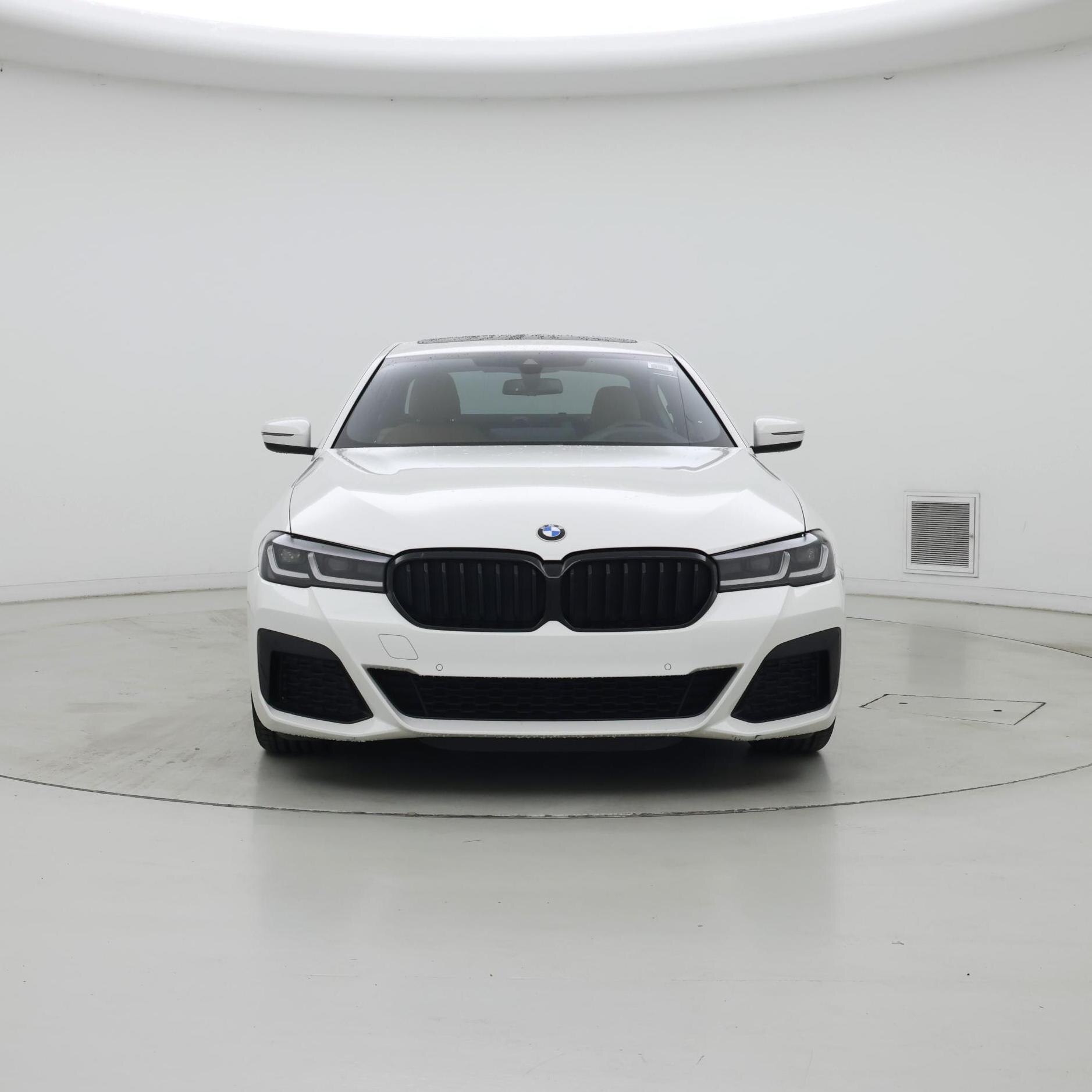 Thumbnail: 2023 BMW 5 Series - 5