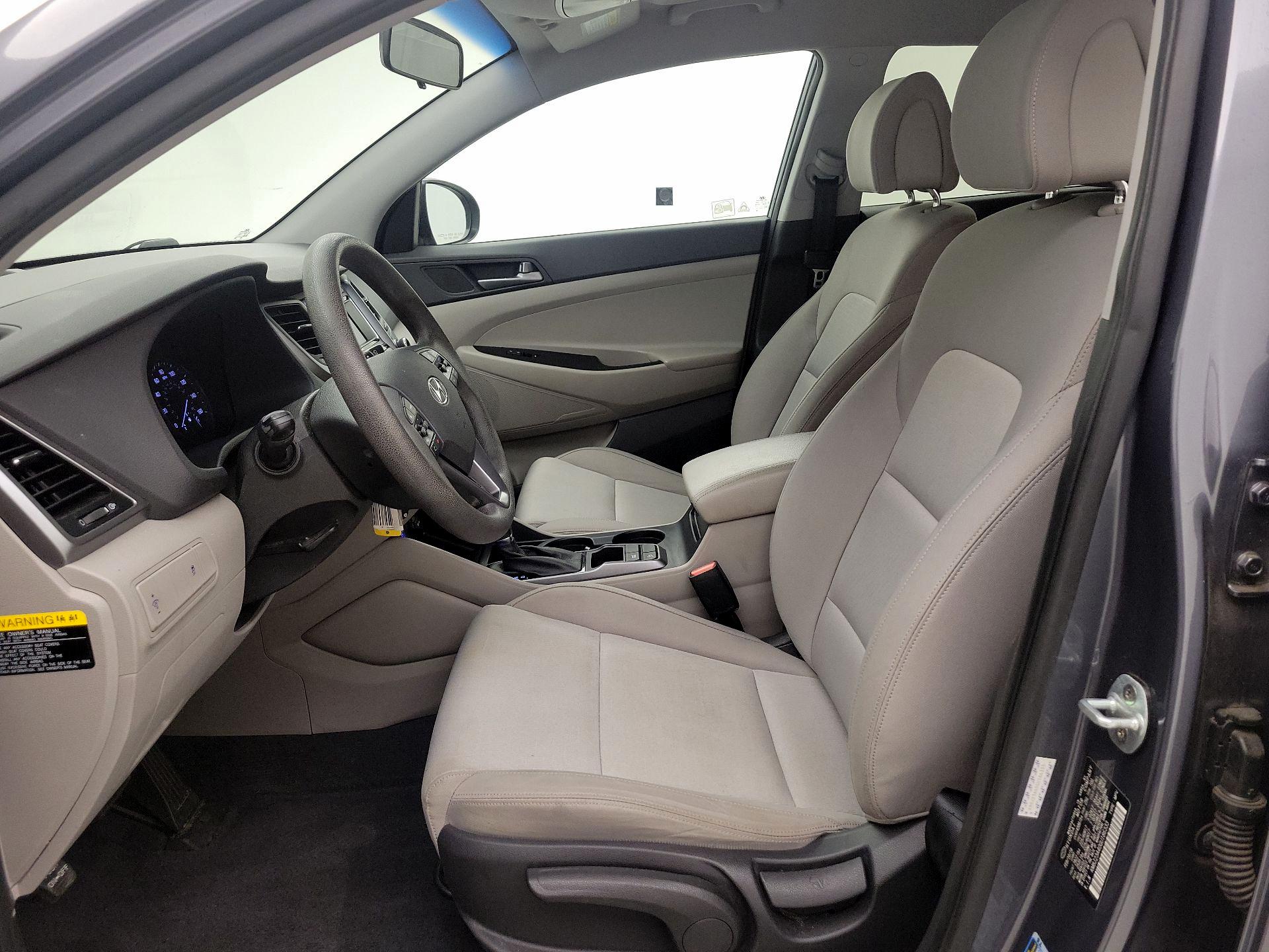 Thumbnail: 2016 Hyundai Tucson - 11