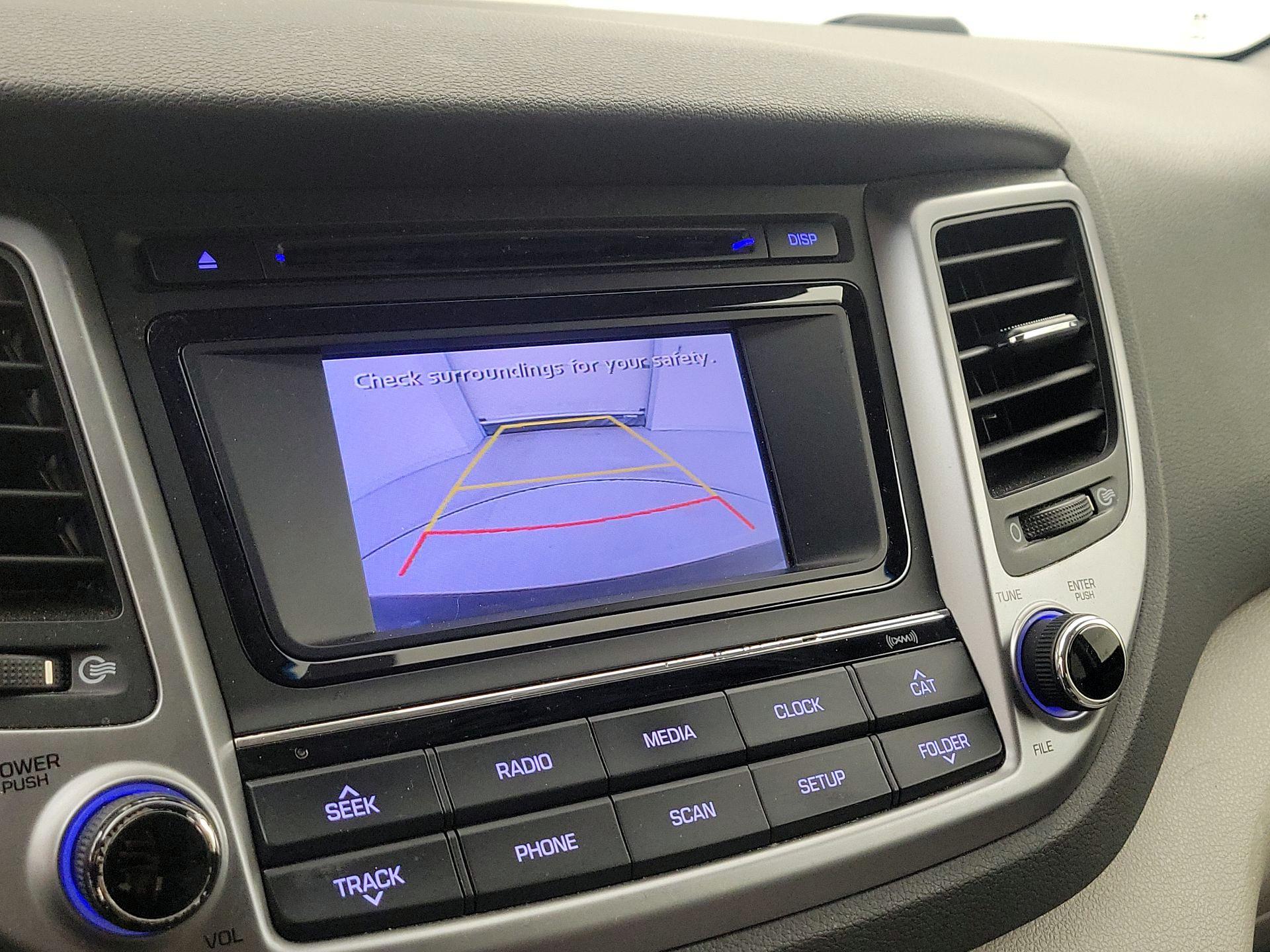 Thumbnail: 2016 Hyundai Tucson - 14