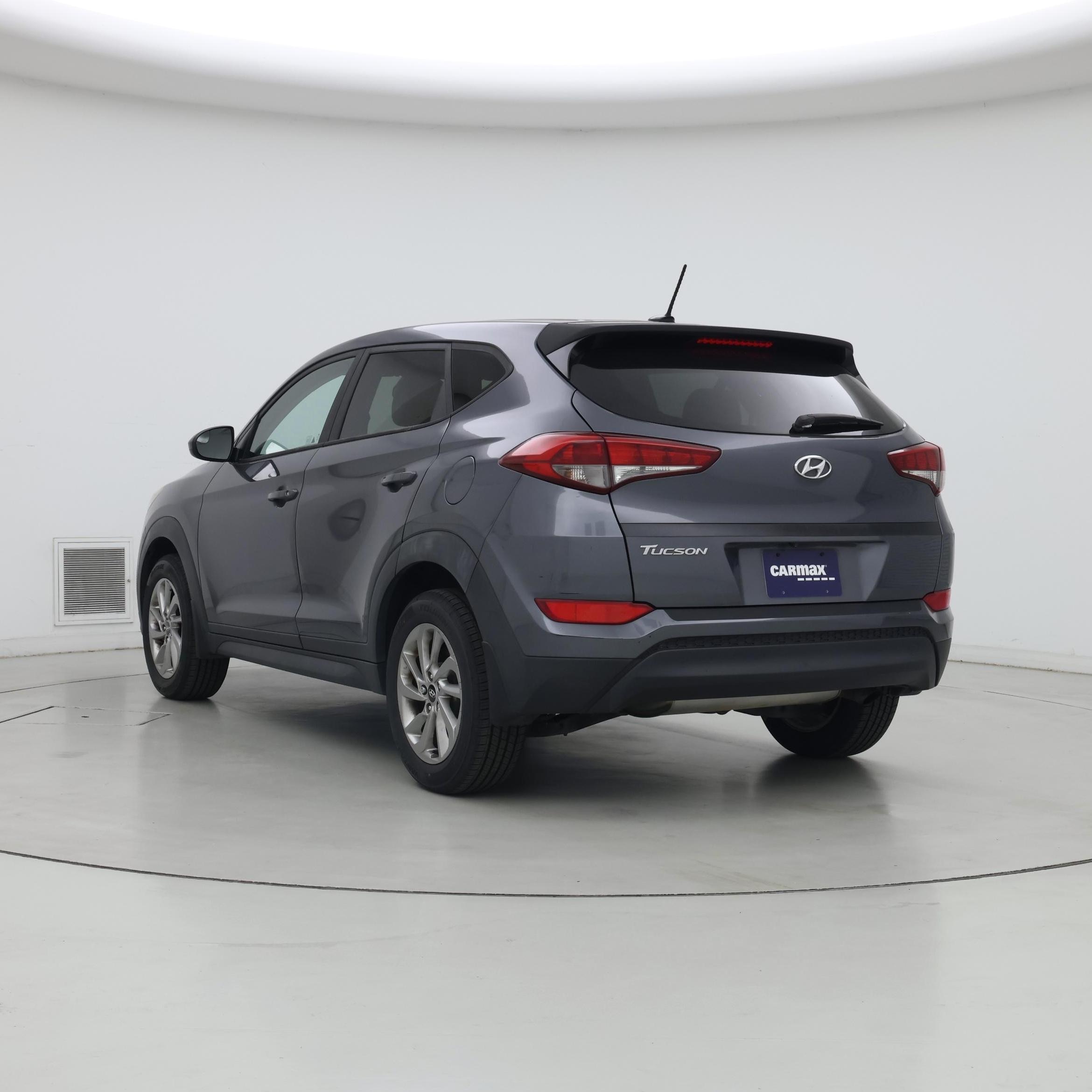 Thumbnail: 2016 Hyundai Tucson - 2