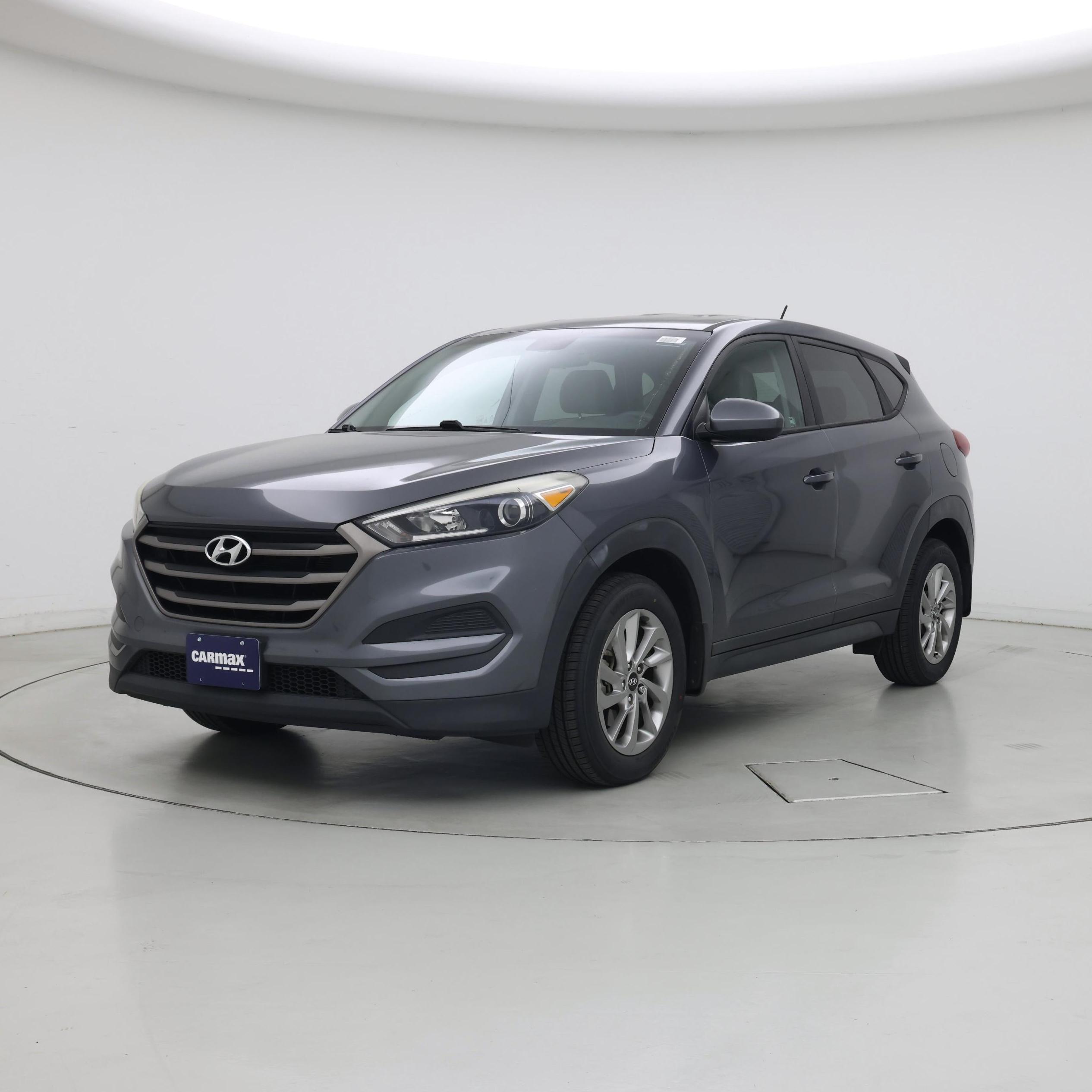 Thumbnail: 2016 Hyundai Tucson - 4
