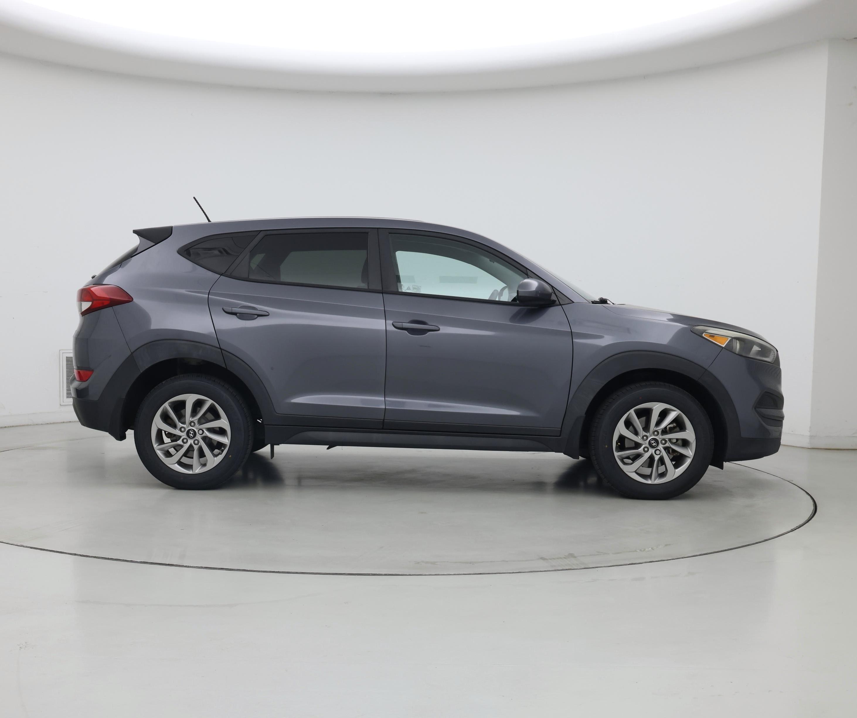 Thumbnail: 2016 Hyundai Tucson - 7