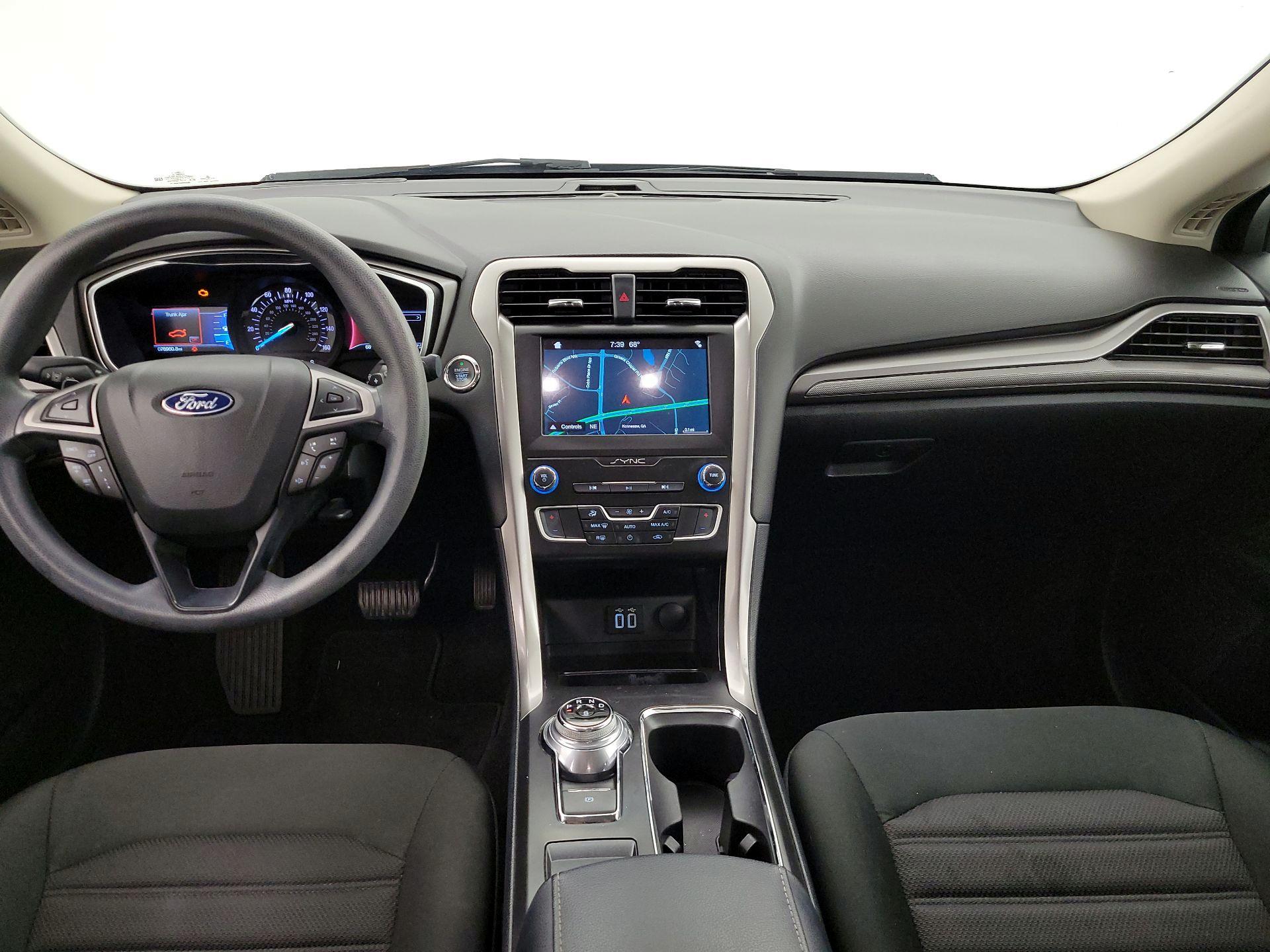 Thumbnail: 2019 Ford Fusion - 9