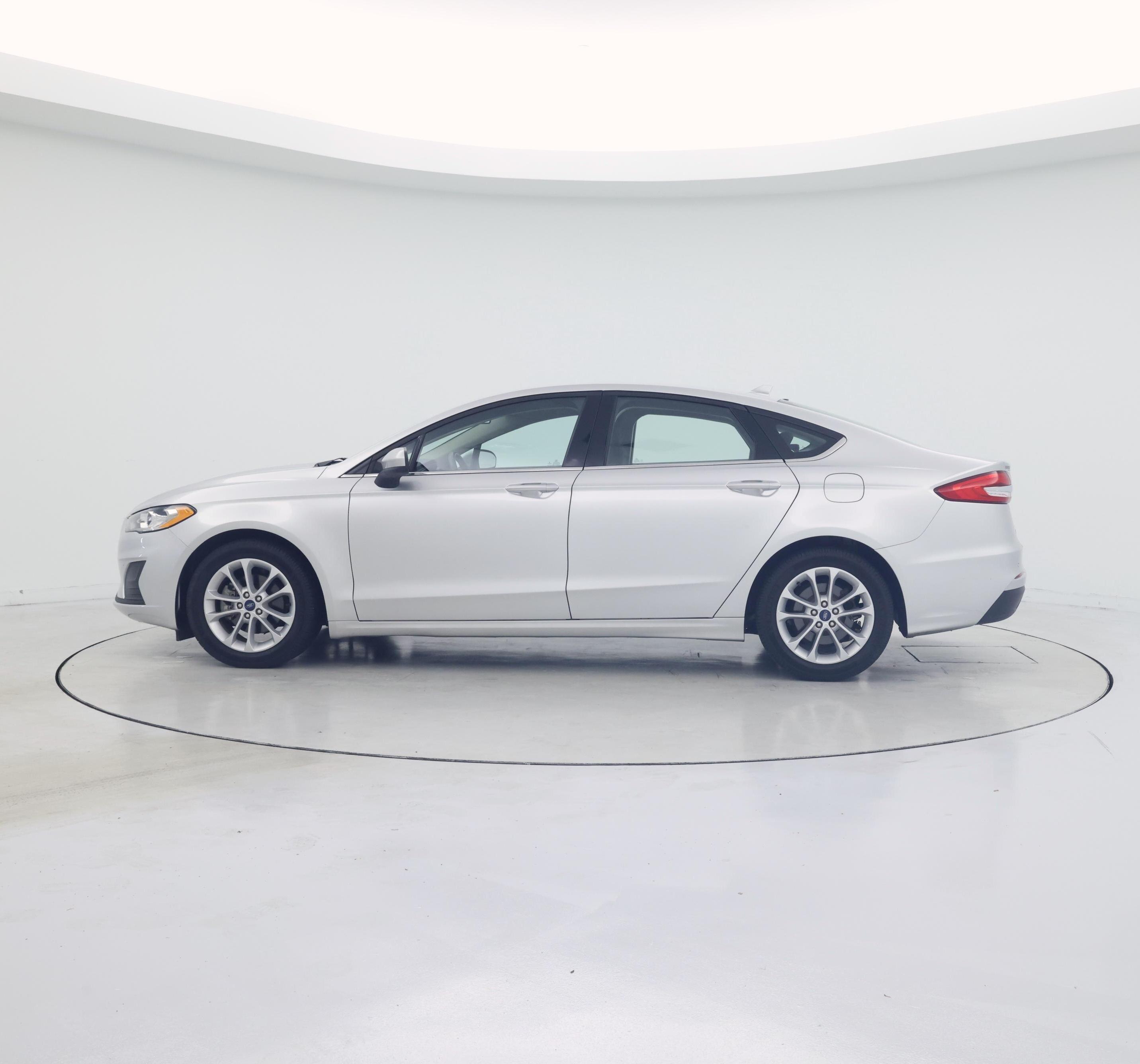 Thumbnail: 2019 Ford Fusion - 3