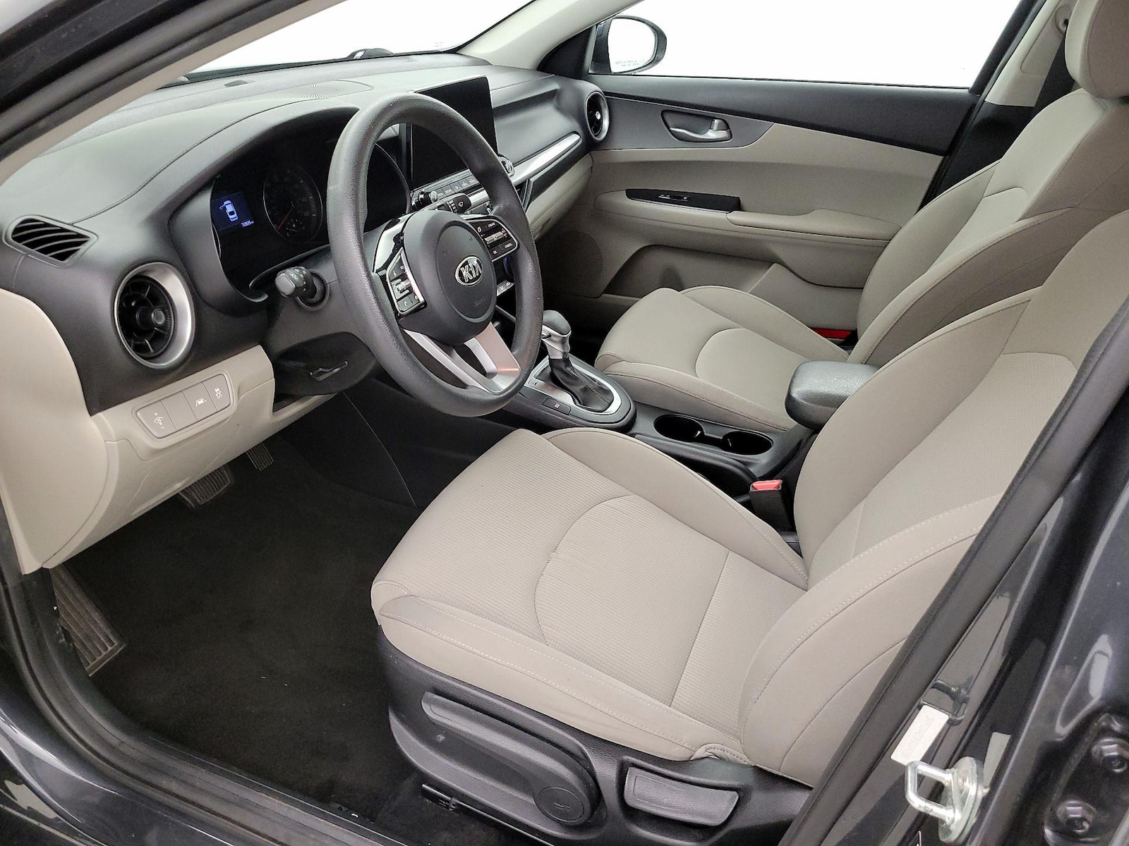 2019 Kia FORTE LXS - Photo 12