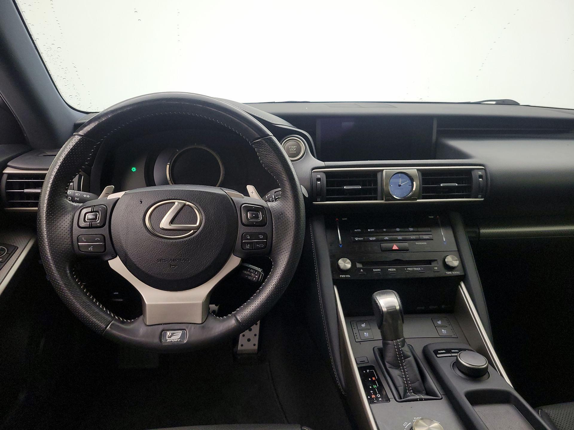 Thumbnail: 2017 Lexus IS - 10