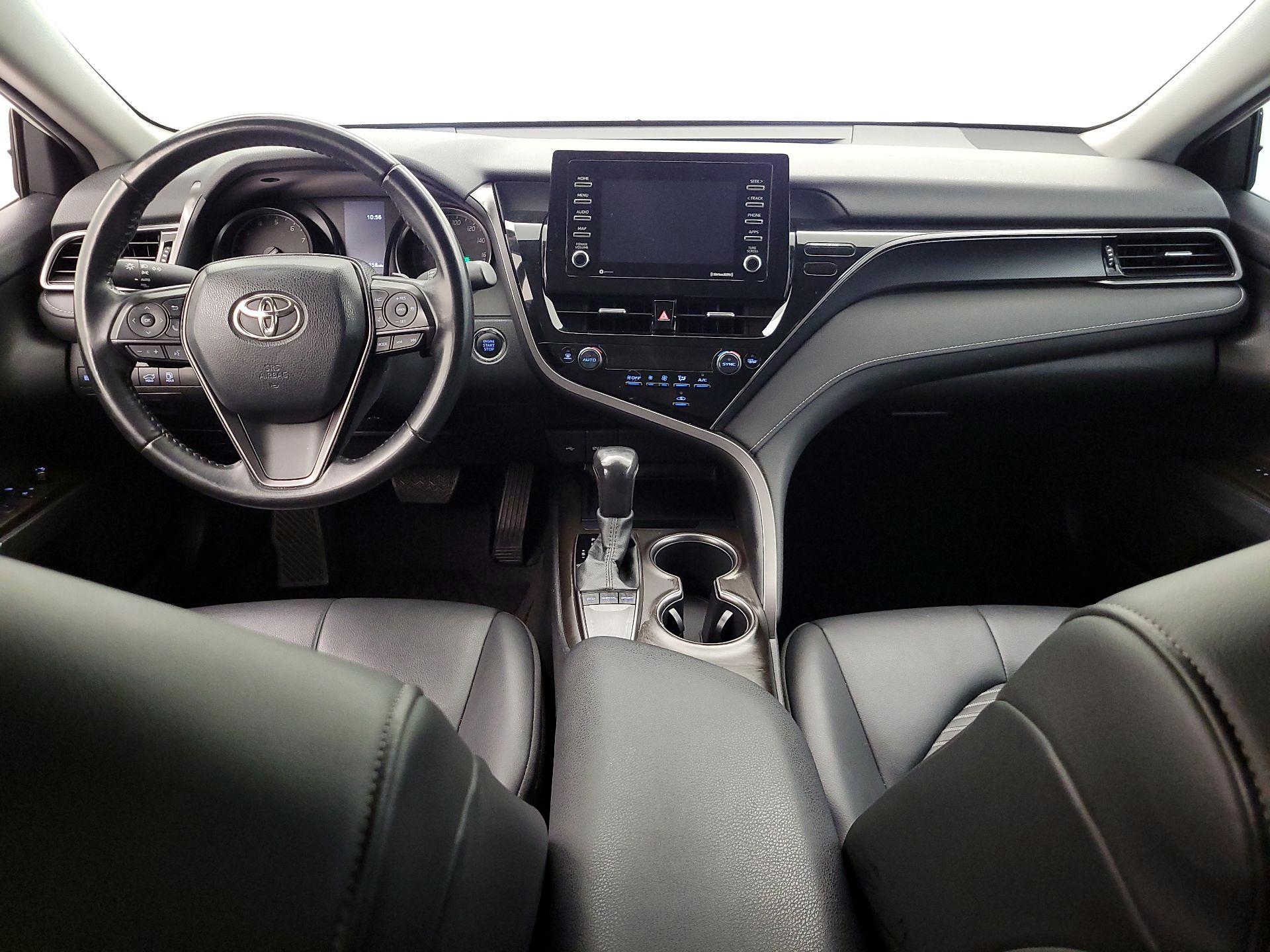 Thumbnail: 2022 Toyota Camry - 9