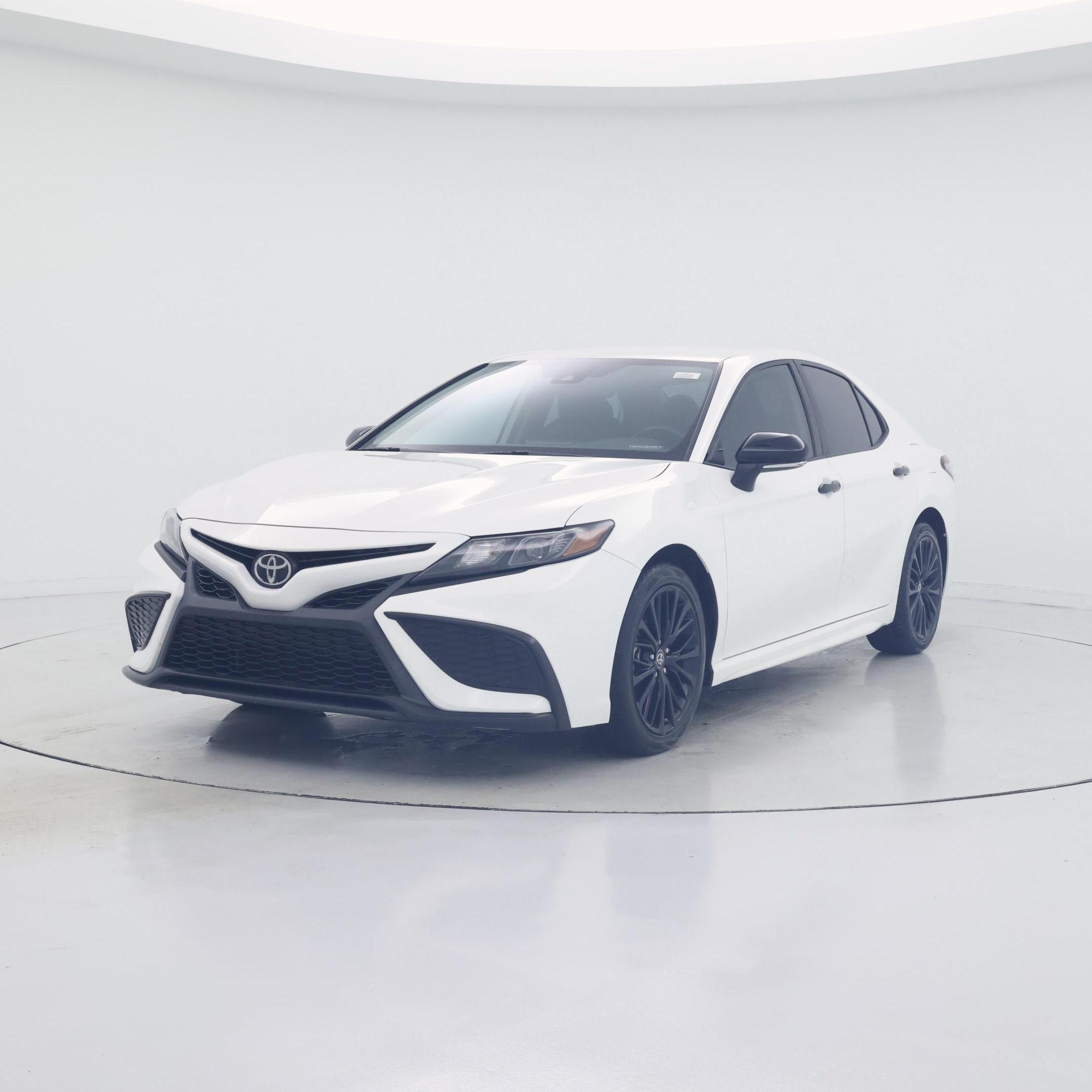 Thumbnail: 2022 Toyota Camry - 4