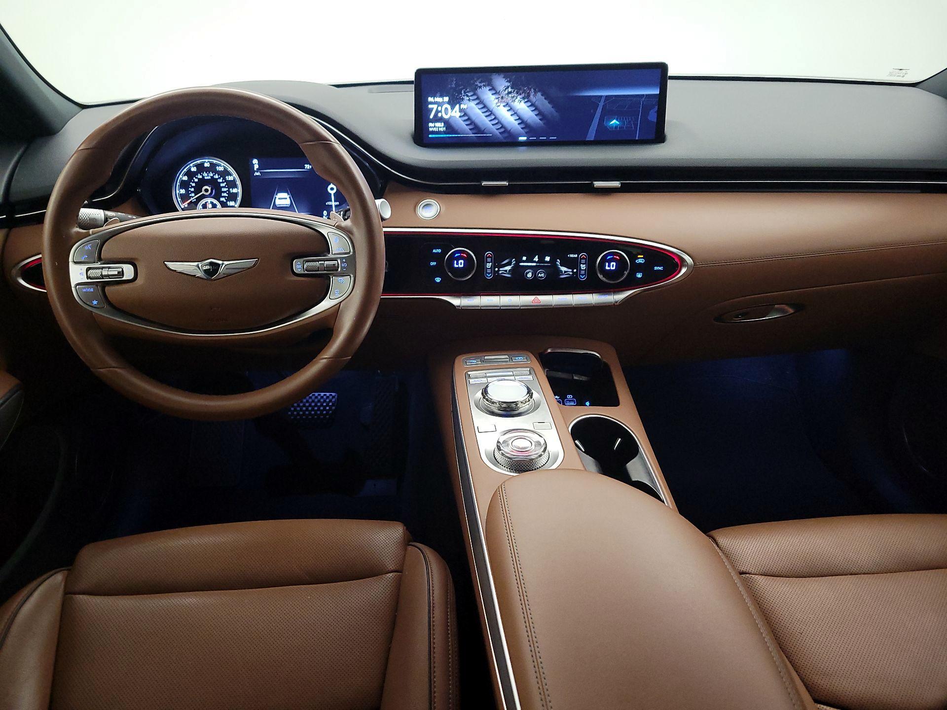 Thumbnail: 2022 Genesis GV70 - 9