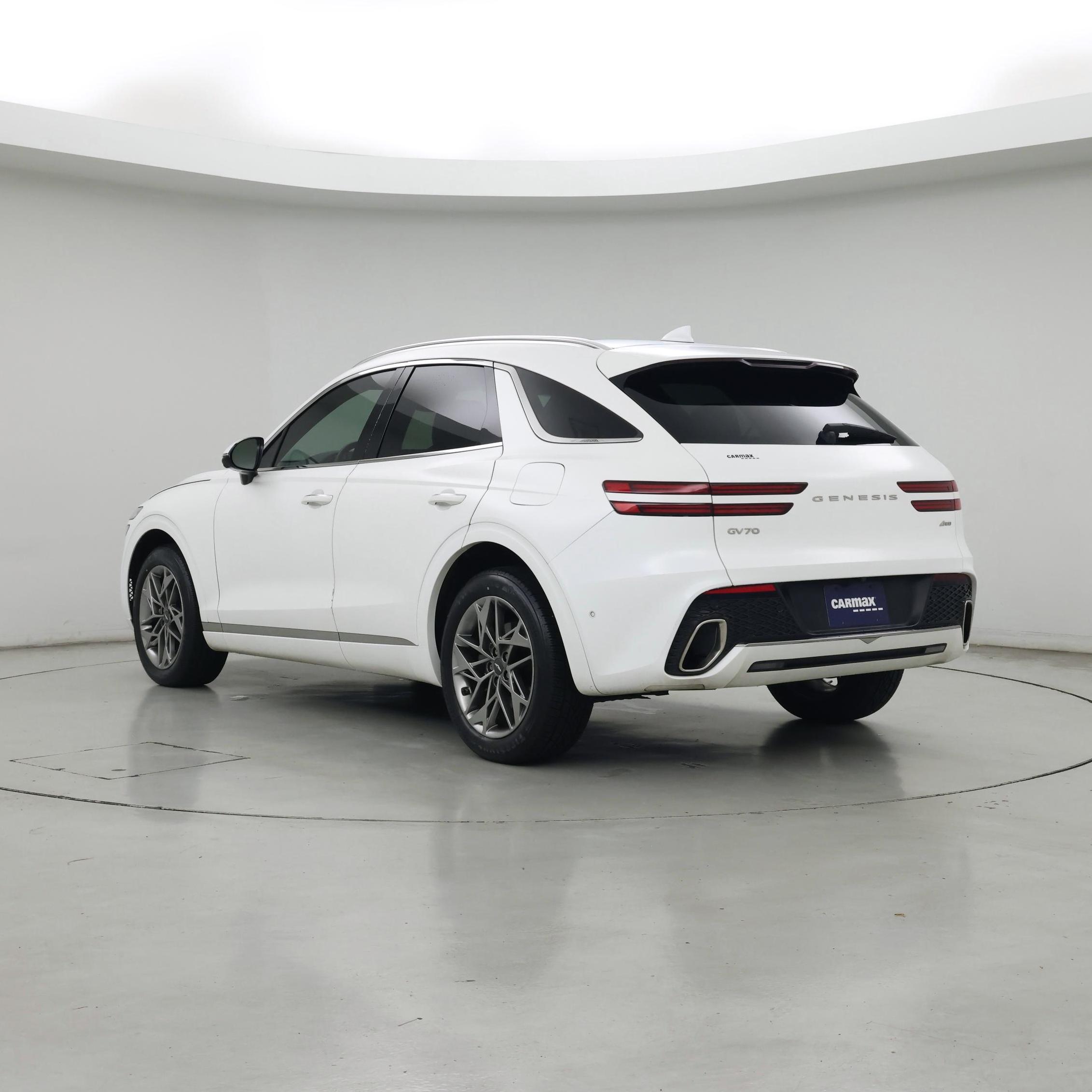 Thumbnail: 2022 Genesis GV70 - 2