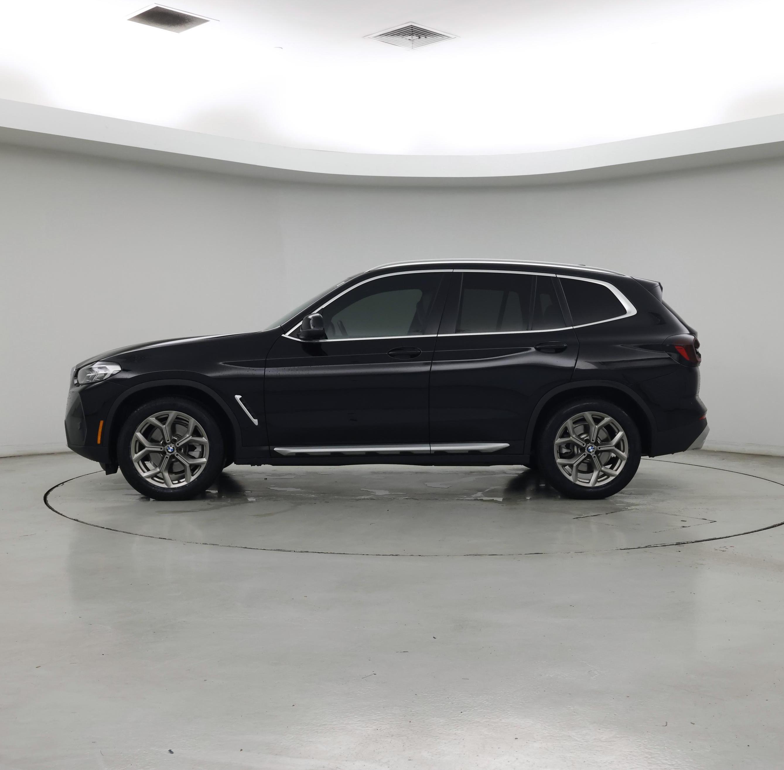 Thumbnail: 2022 BMW X3 - 3