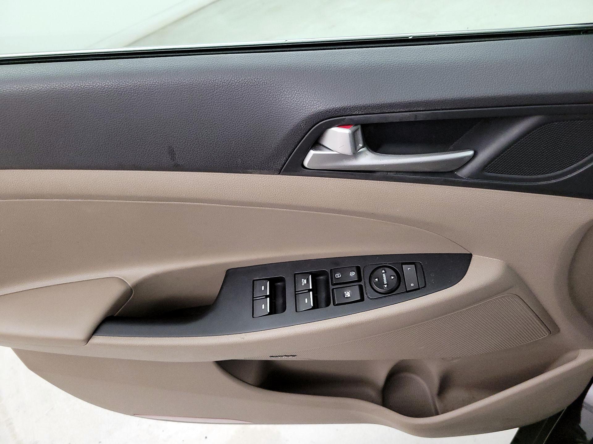 Thumbnail: 2021 Hyundai Tucson - 12