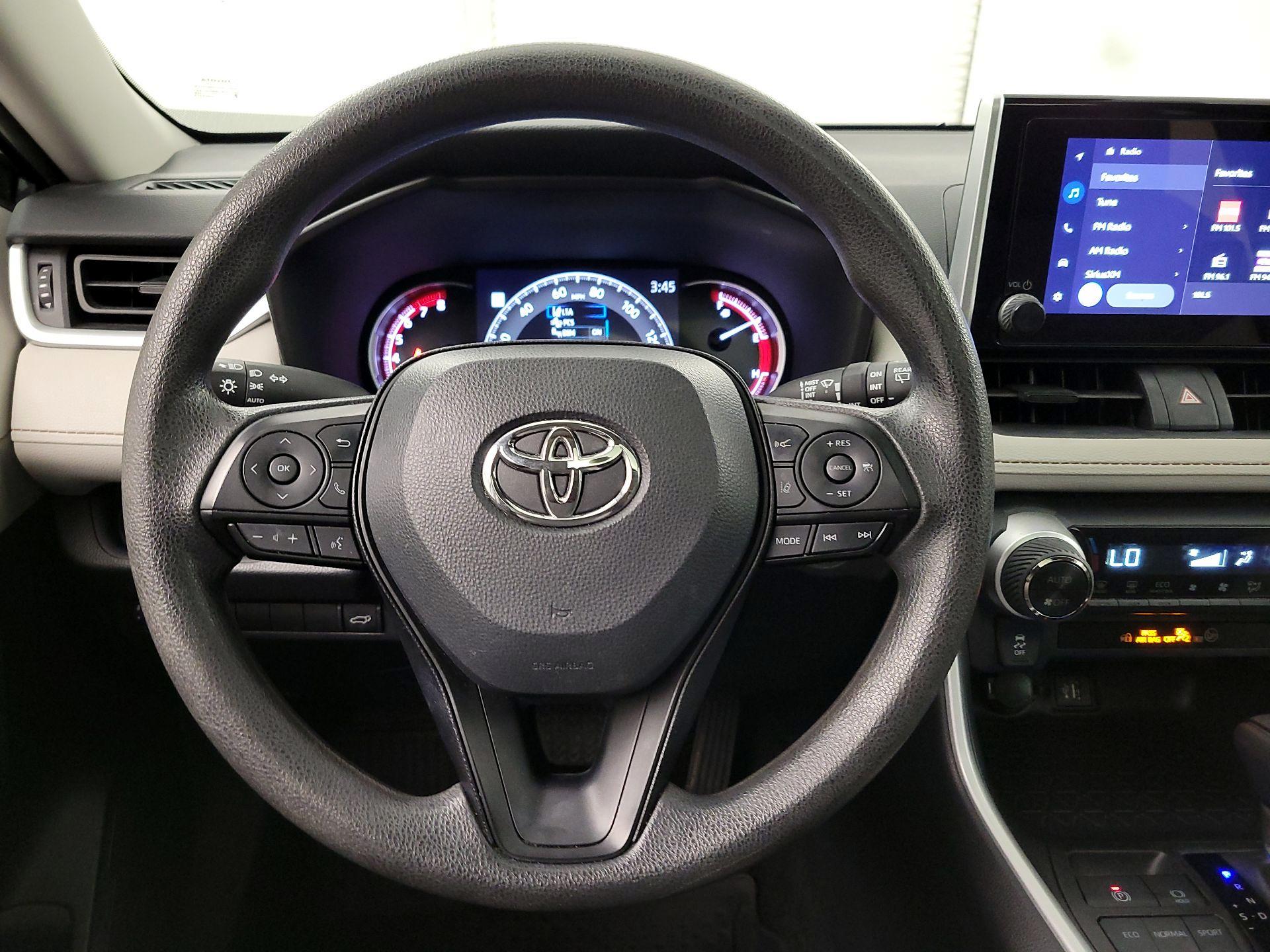 Thumbnail: 2024 Toyota RAV4 - 10