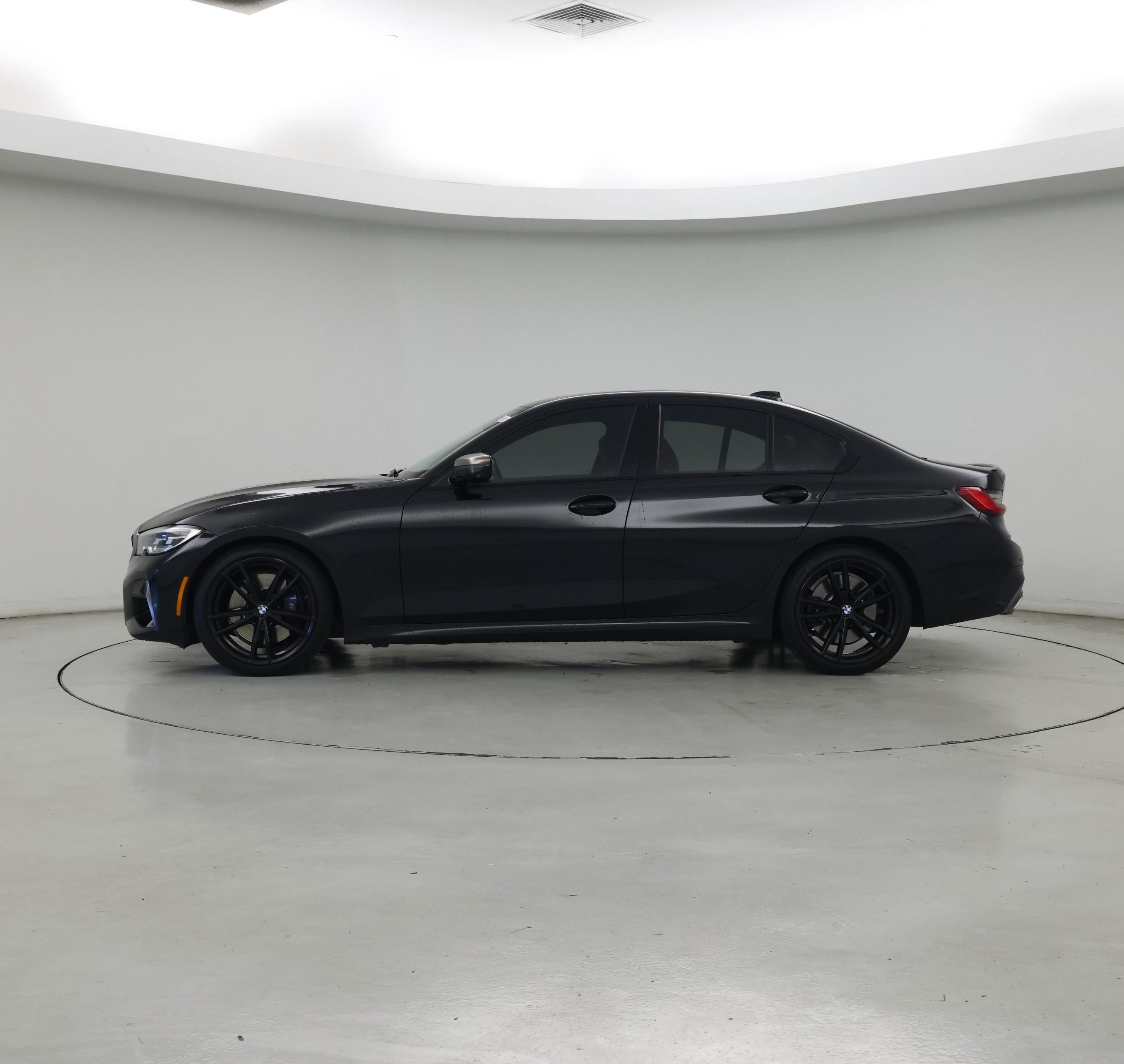 Thumbnail: 2020 BMW 3 Series - 3