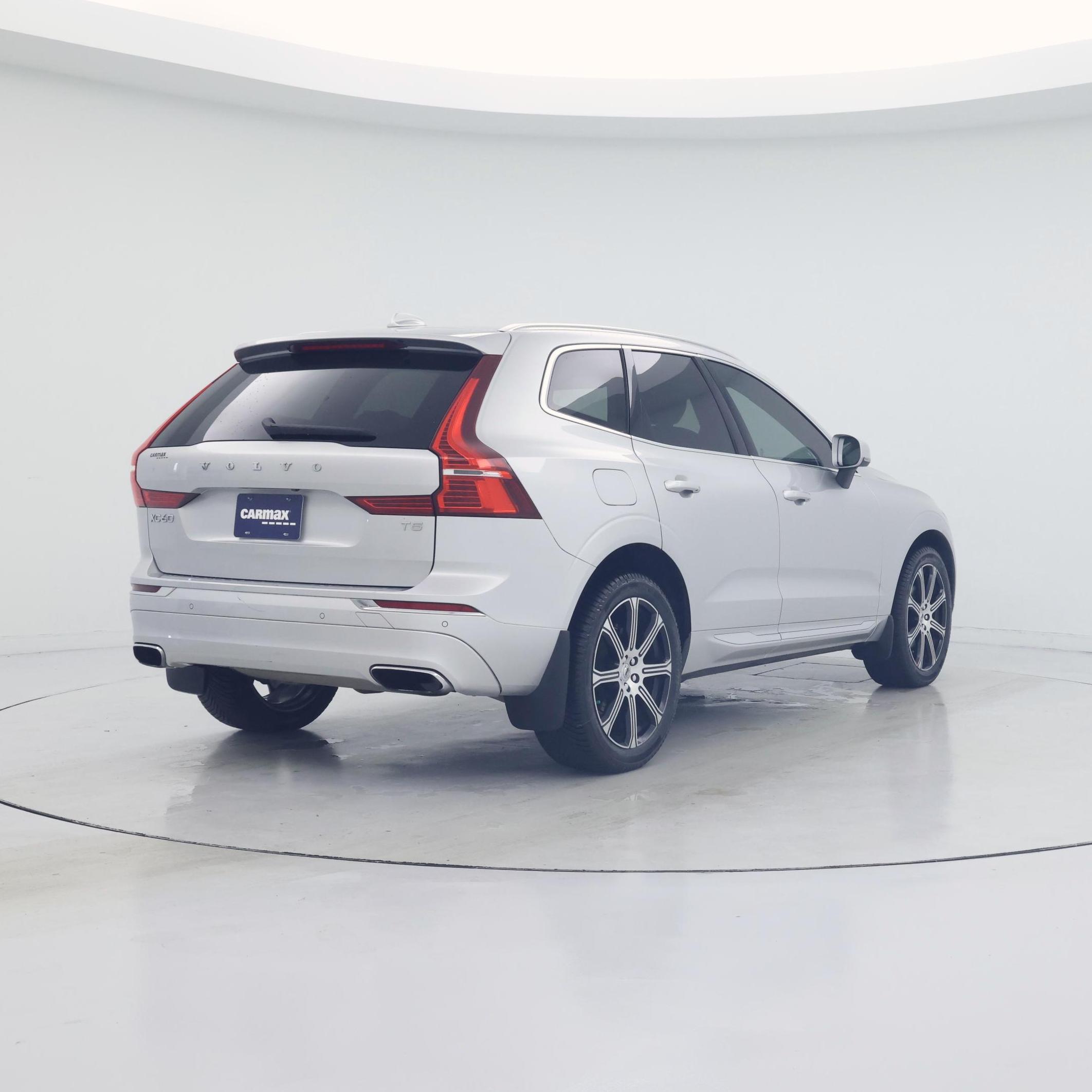 Thumbnail: 2021 Volvo XC60 - 8