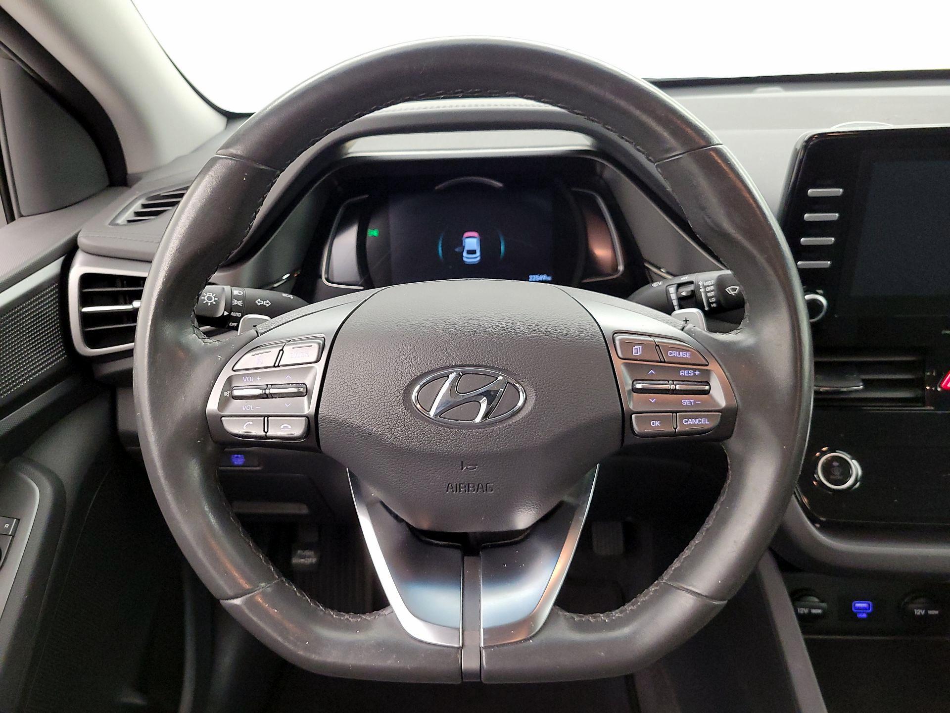 Thumbnail: 2020 Hyundai Ioniq - 10