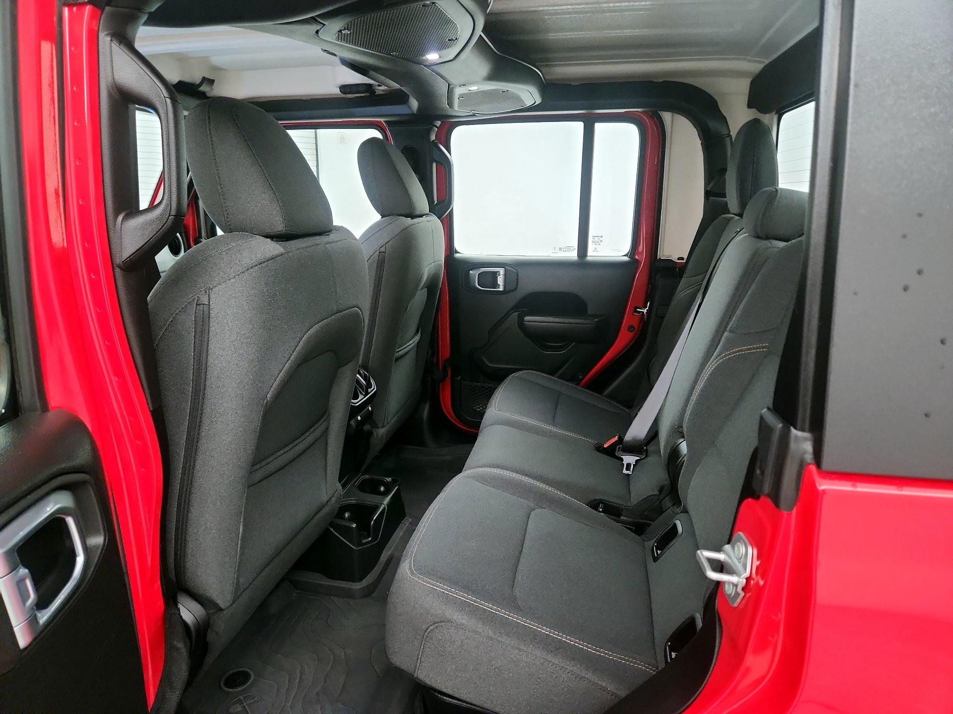 Thumbnail: 2025 Jeep Gladiator - 17