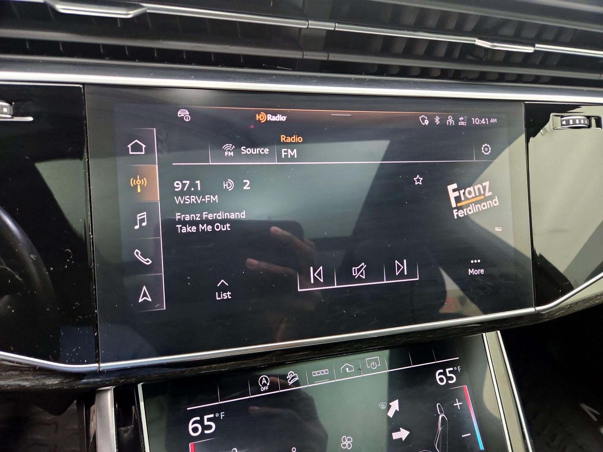 Thumbnail: 2023 Audi Q7 - 16