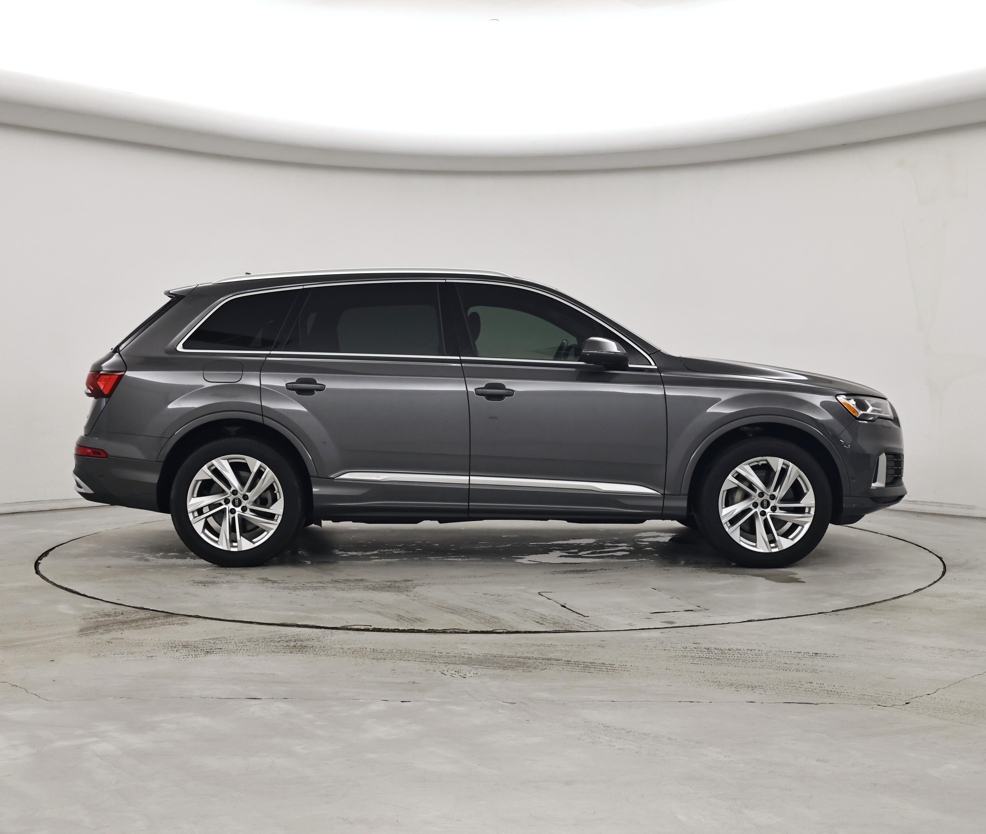 Thumbnail: 2023 Audi Q7 - 7