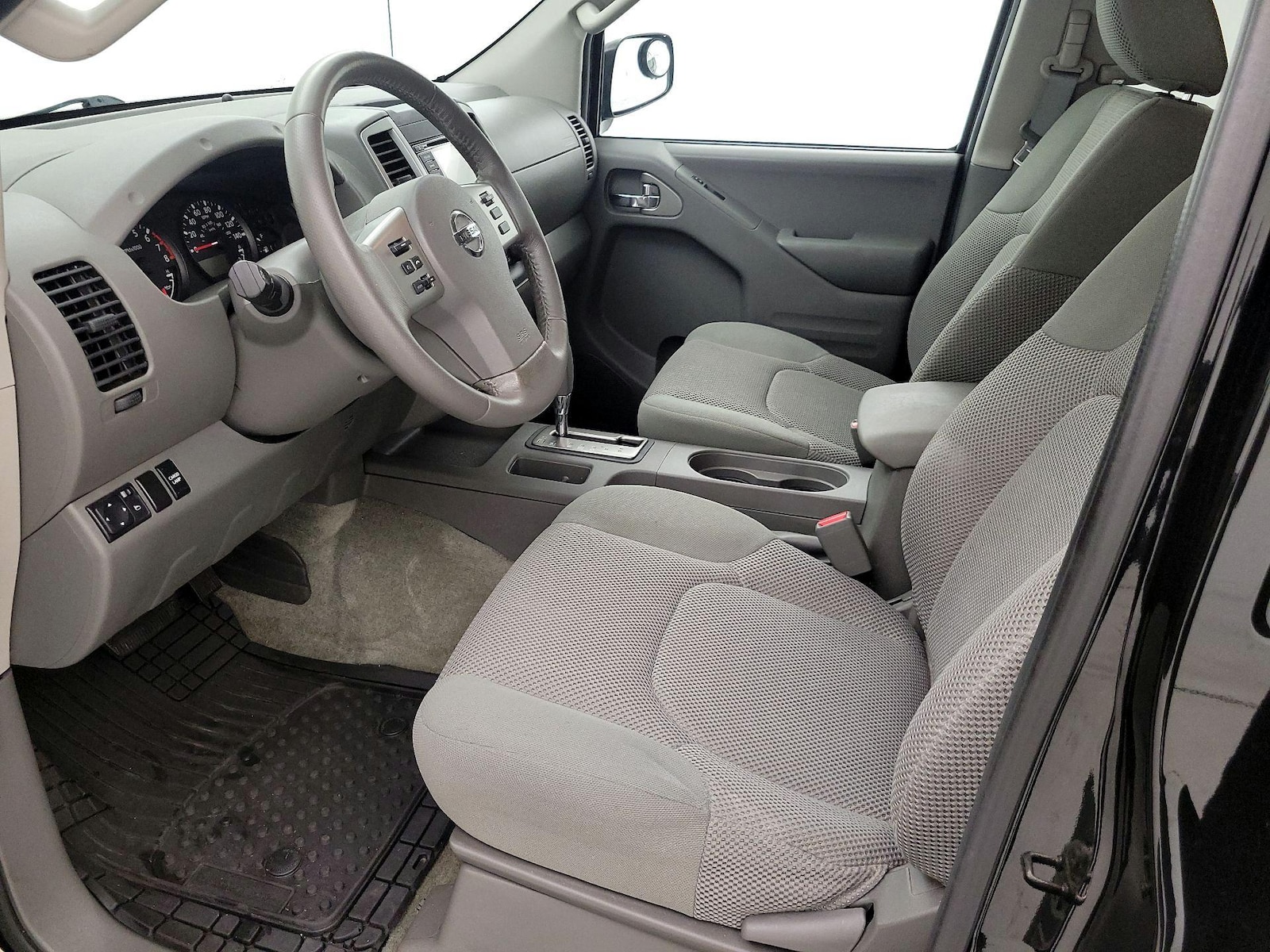 2016 Nissan Frontier SV - Photo 12