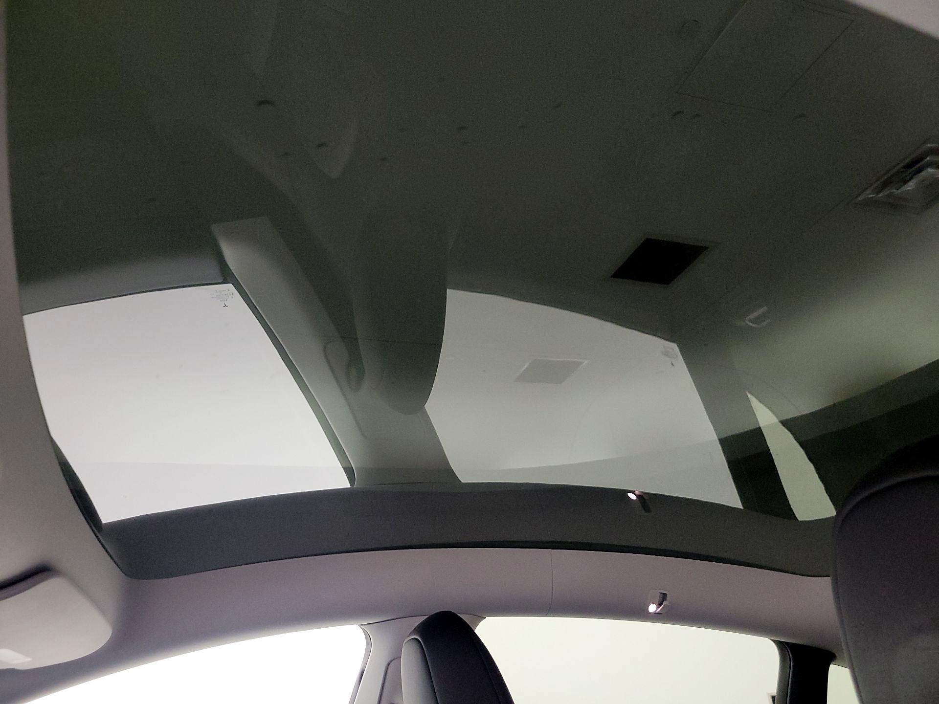 Thumbnail: 2023 Tesla Model Y - 18