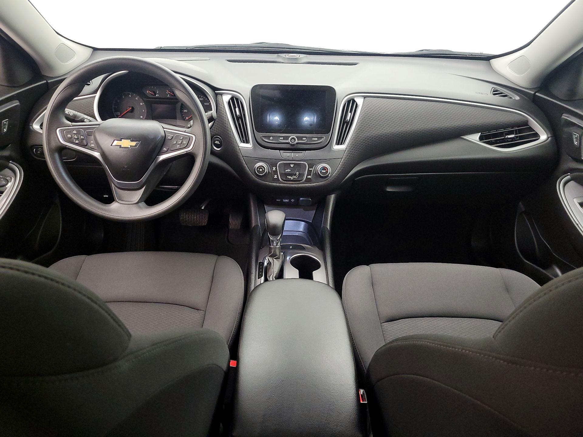 Thumbnail: 2023 Chevrolet Malibu - 9
