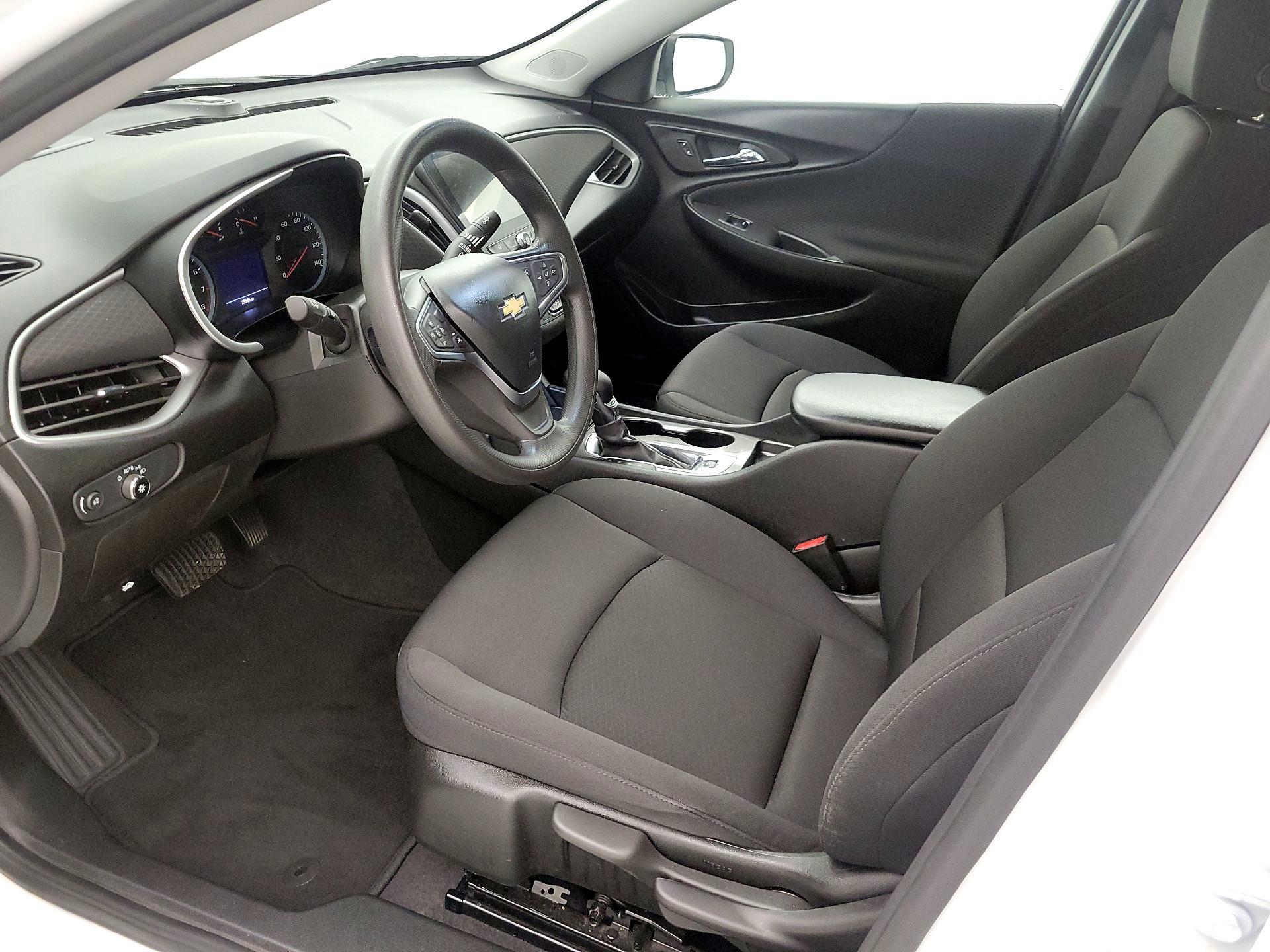 Thumbnail: 2023 Chevrolet Malibu - 11