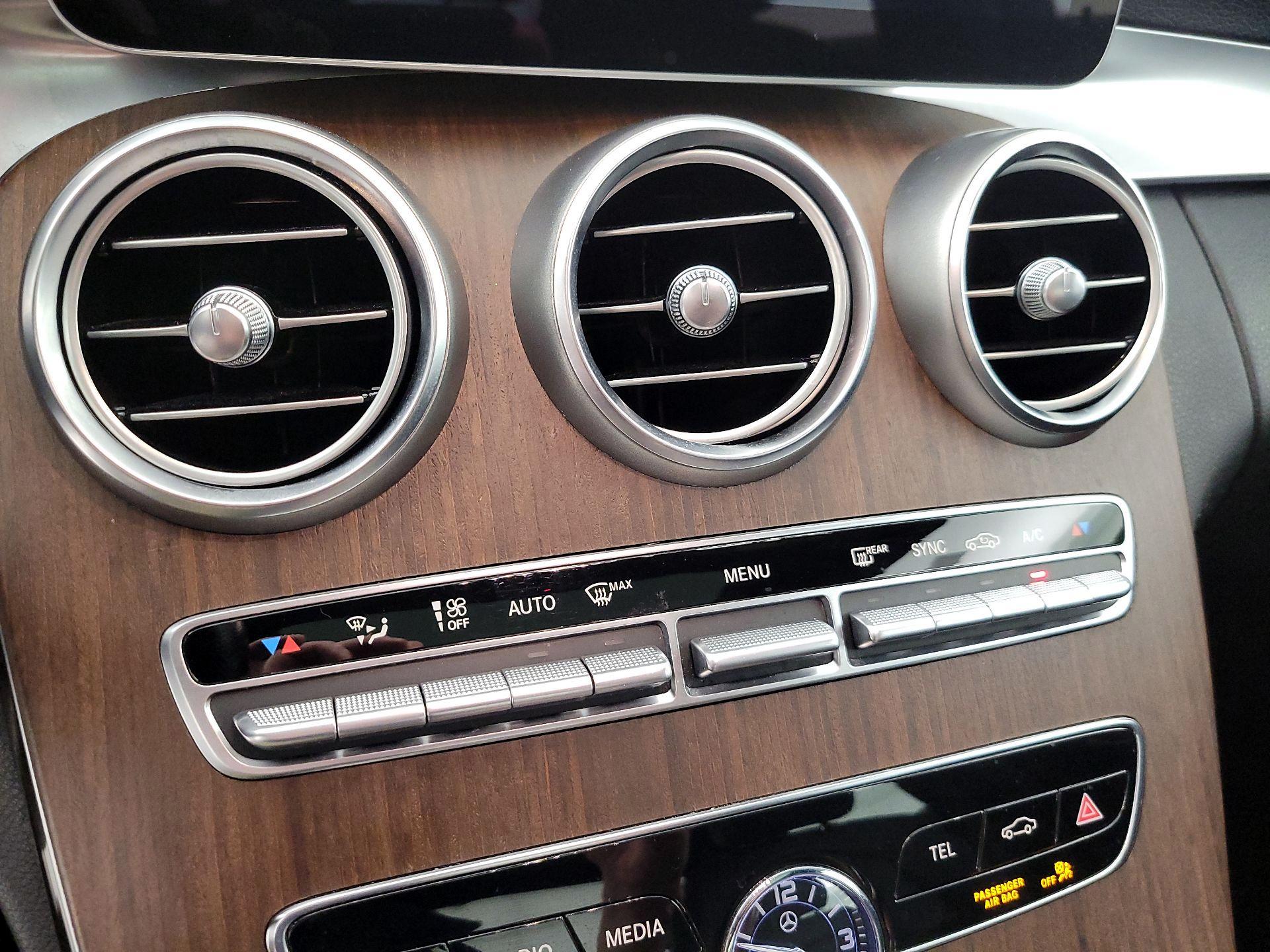 Thumbnail: 2020 Mercedes-Benz C-Class - 16