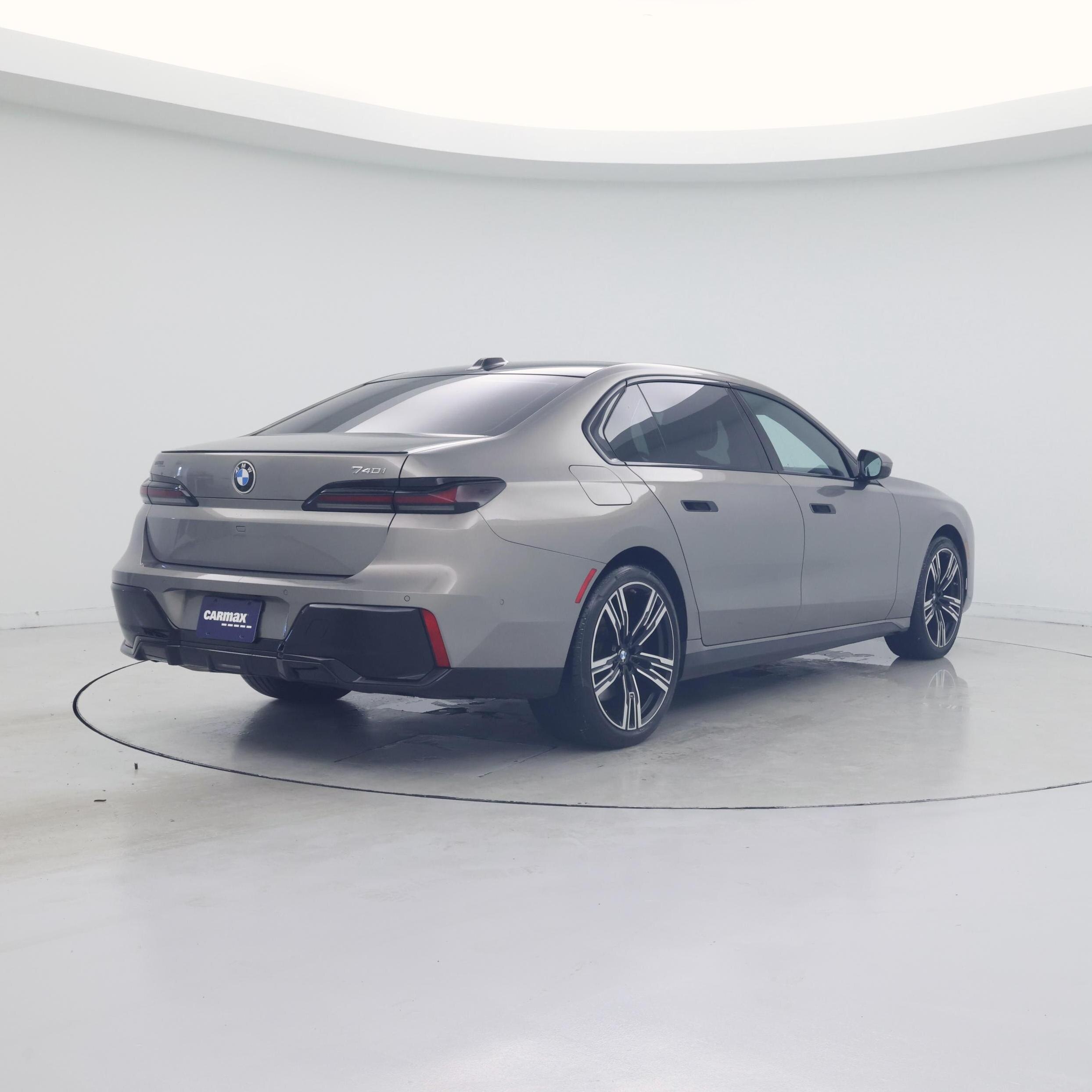 Thumbnail: 2023 BMW 7 Series - 8