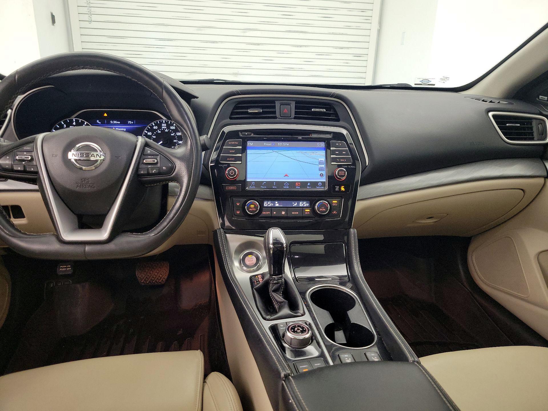 Thumbnail: 2017 Nissan Maxima - 9